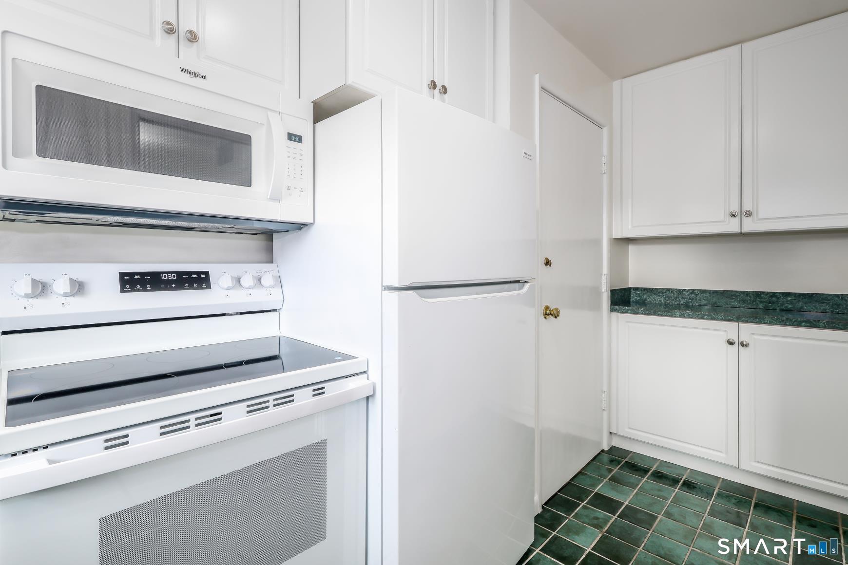 114 Heritage Hill Road Unit #C photo 12