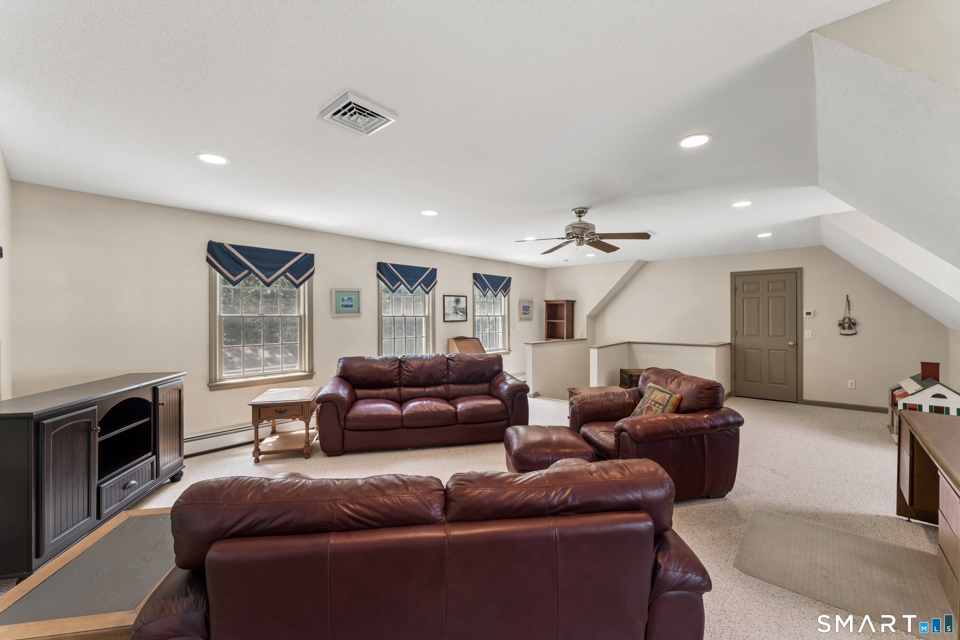 21 Sunset Ridge photo 26