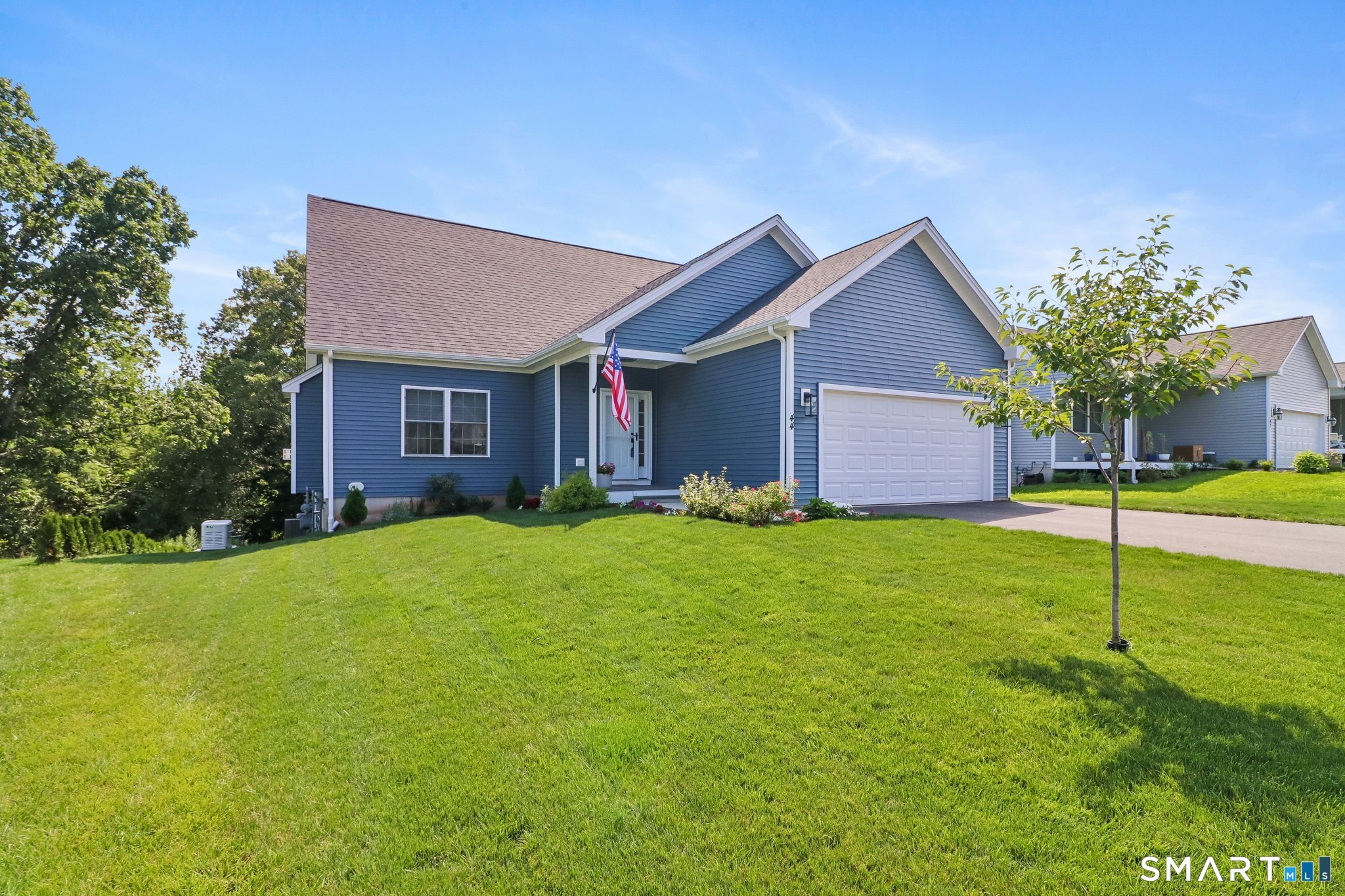 44 West River Road