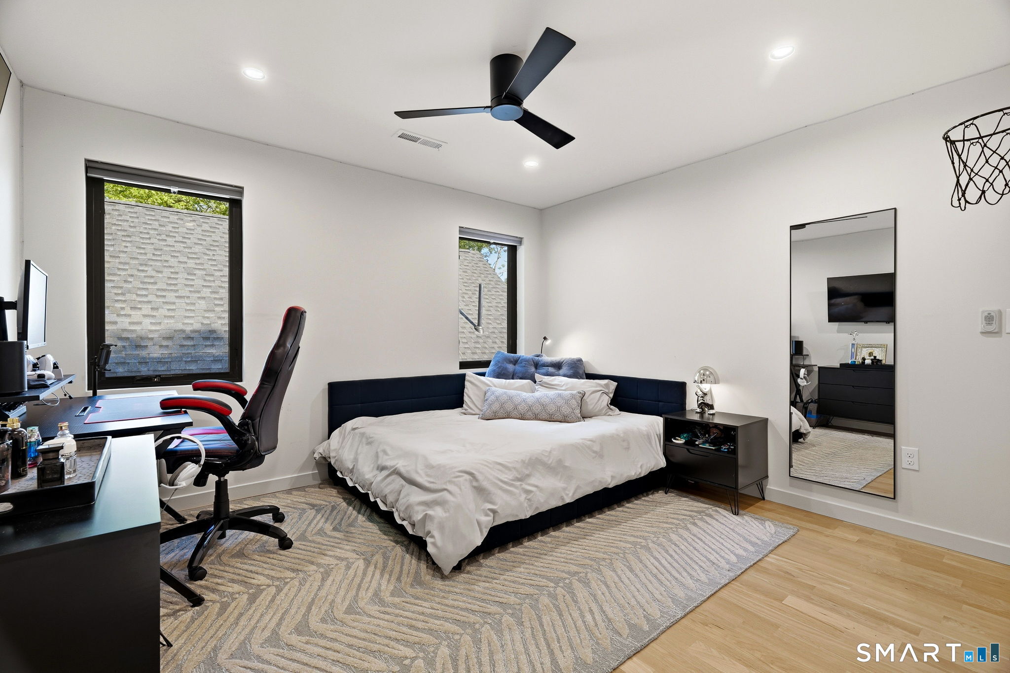 119 Scott Road photo 32