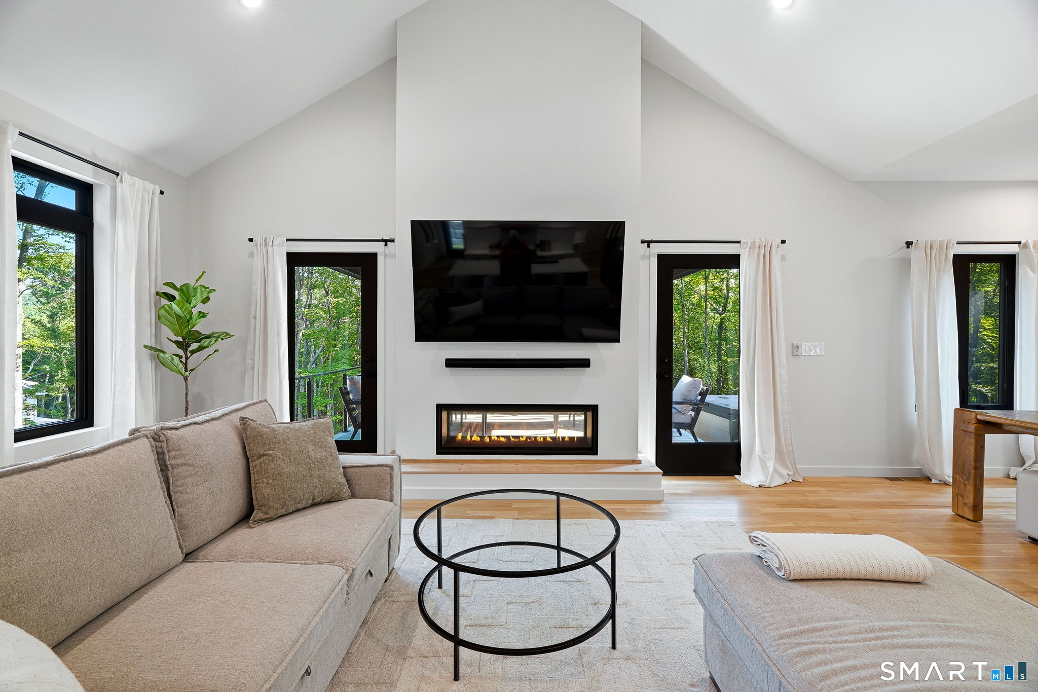 119 Scott Road photo 11