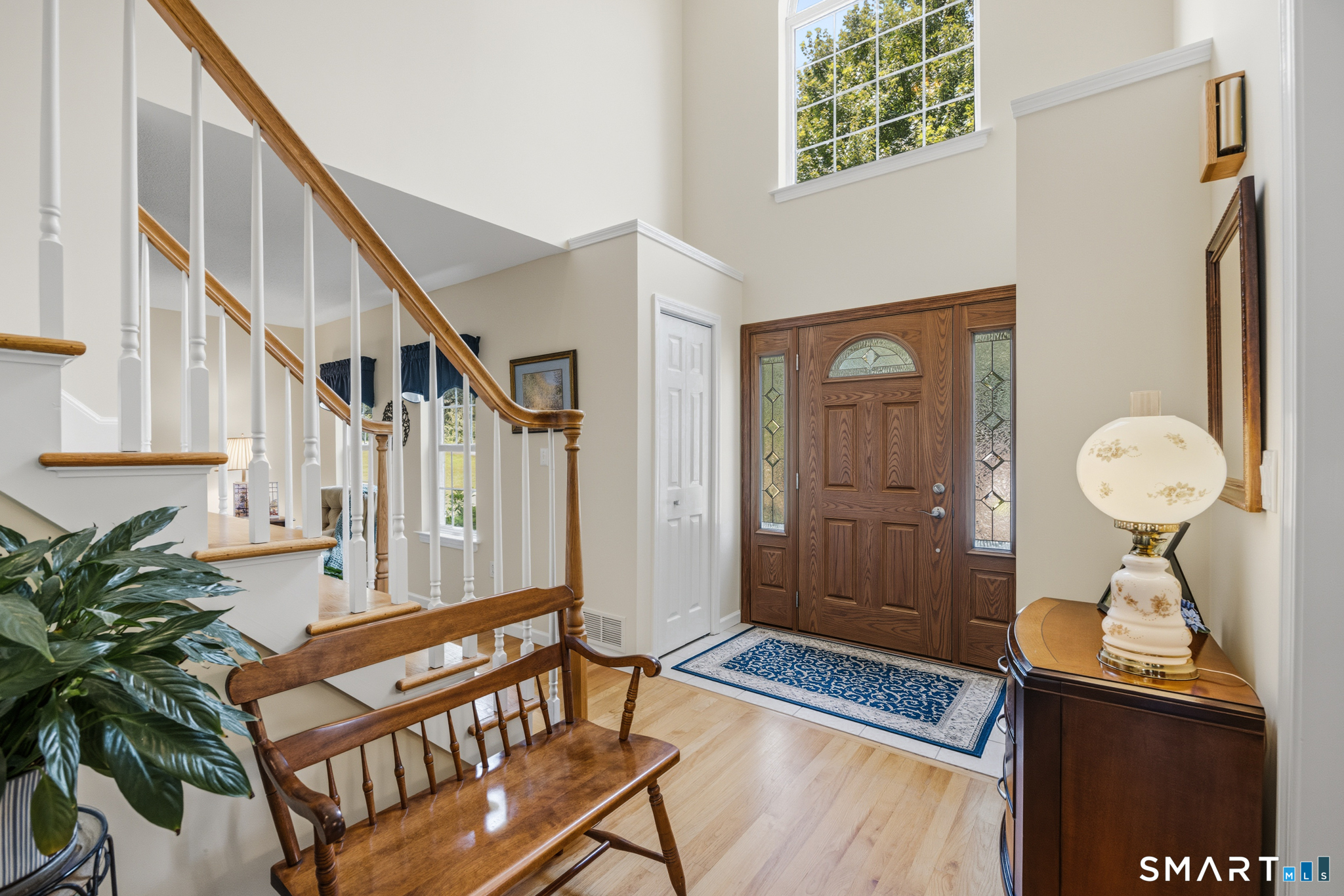 82 Nicole Drive photo 4