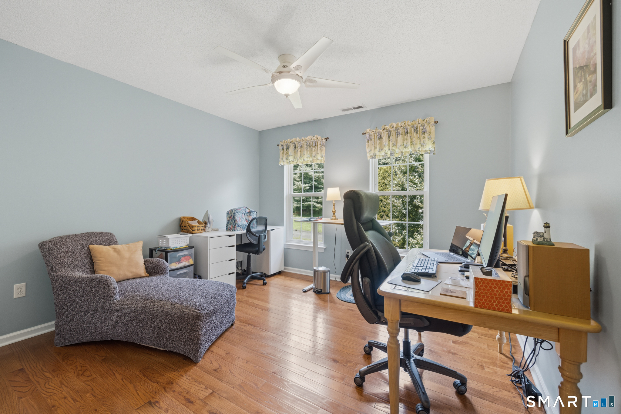 82 Nicole Drive photo 27