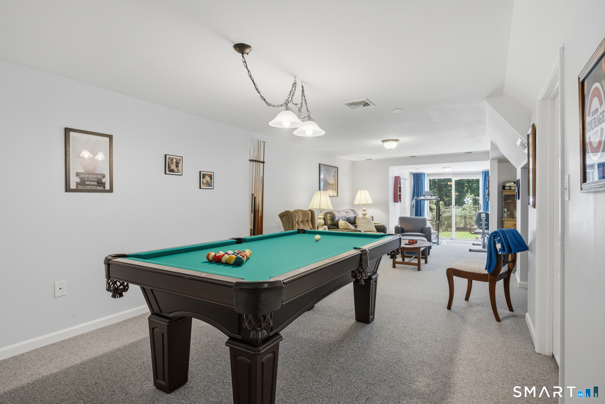 82 Nicole Drive photo 32