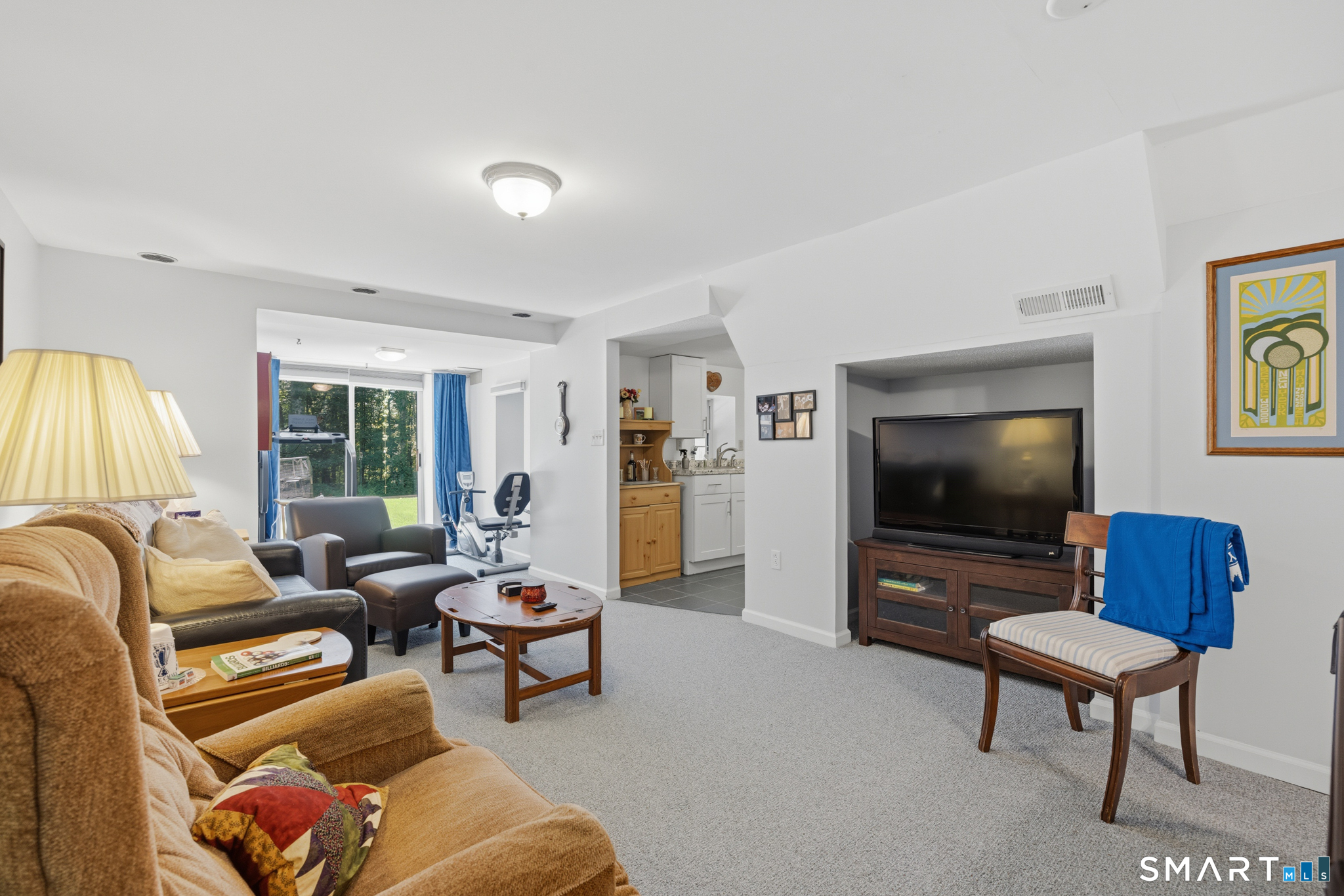 82 Nicole Drive photo 29