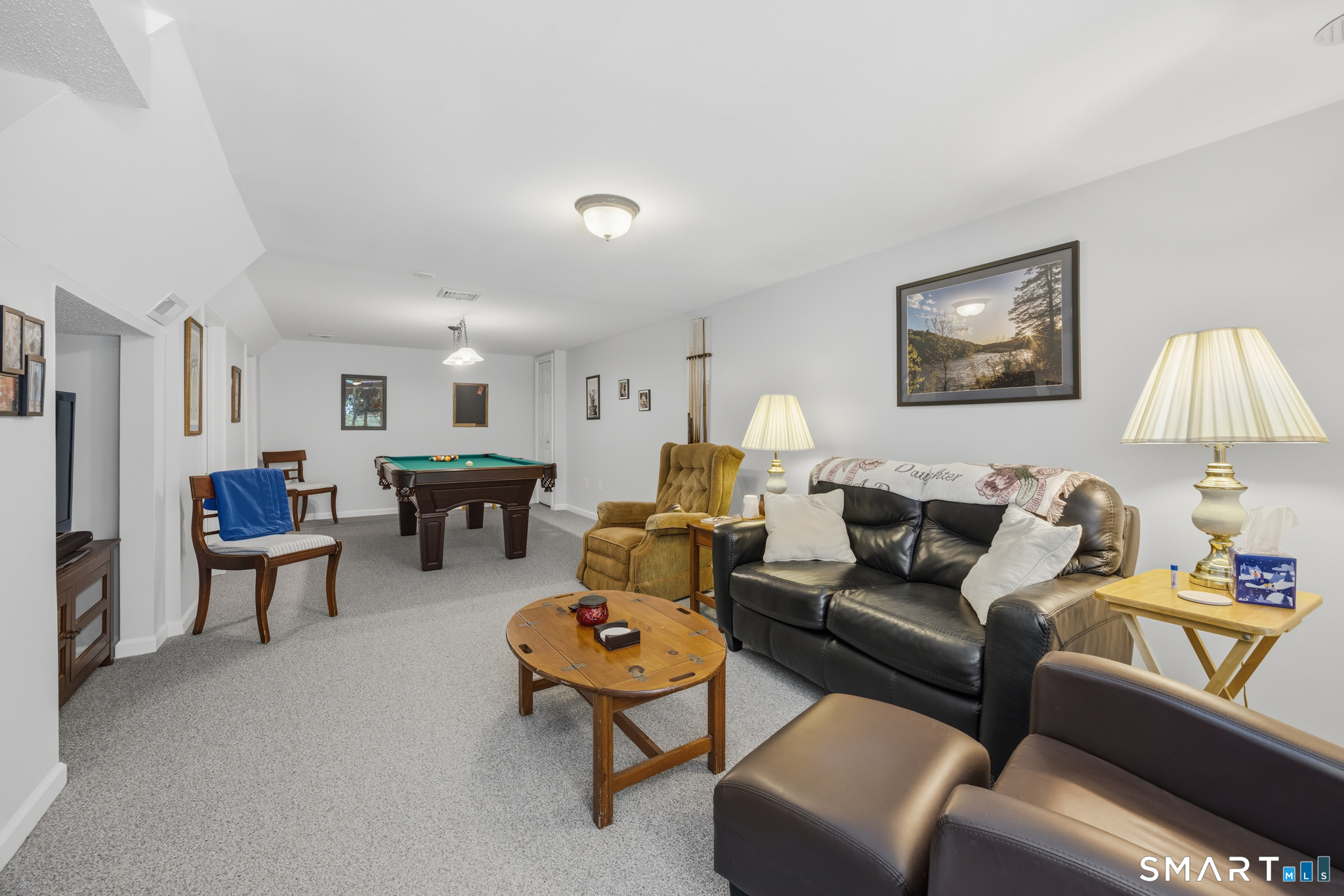 82 Nicole Drive photo 31
