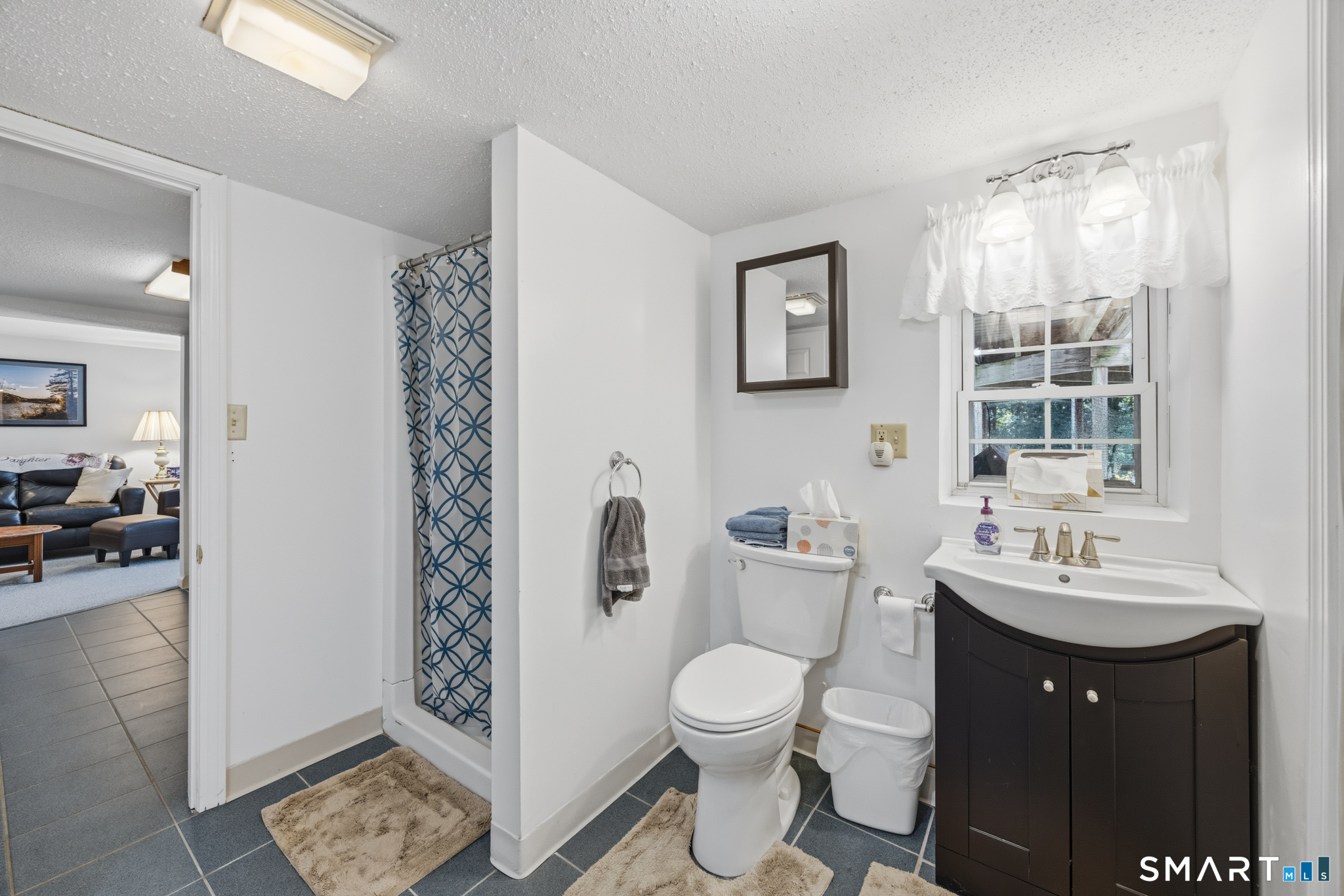 82 Nicole Drive photo 34