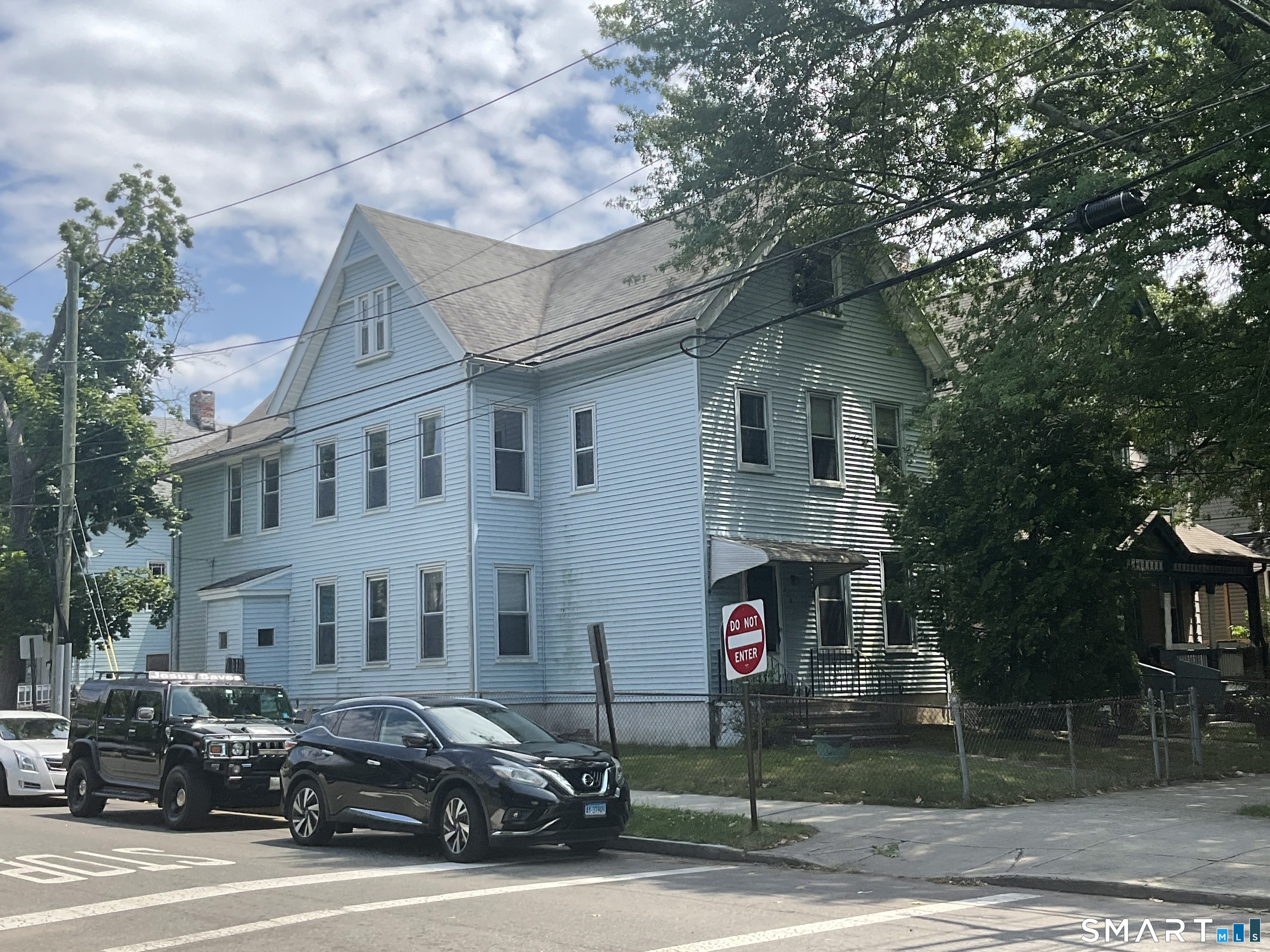 279 Howard Avenue
