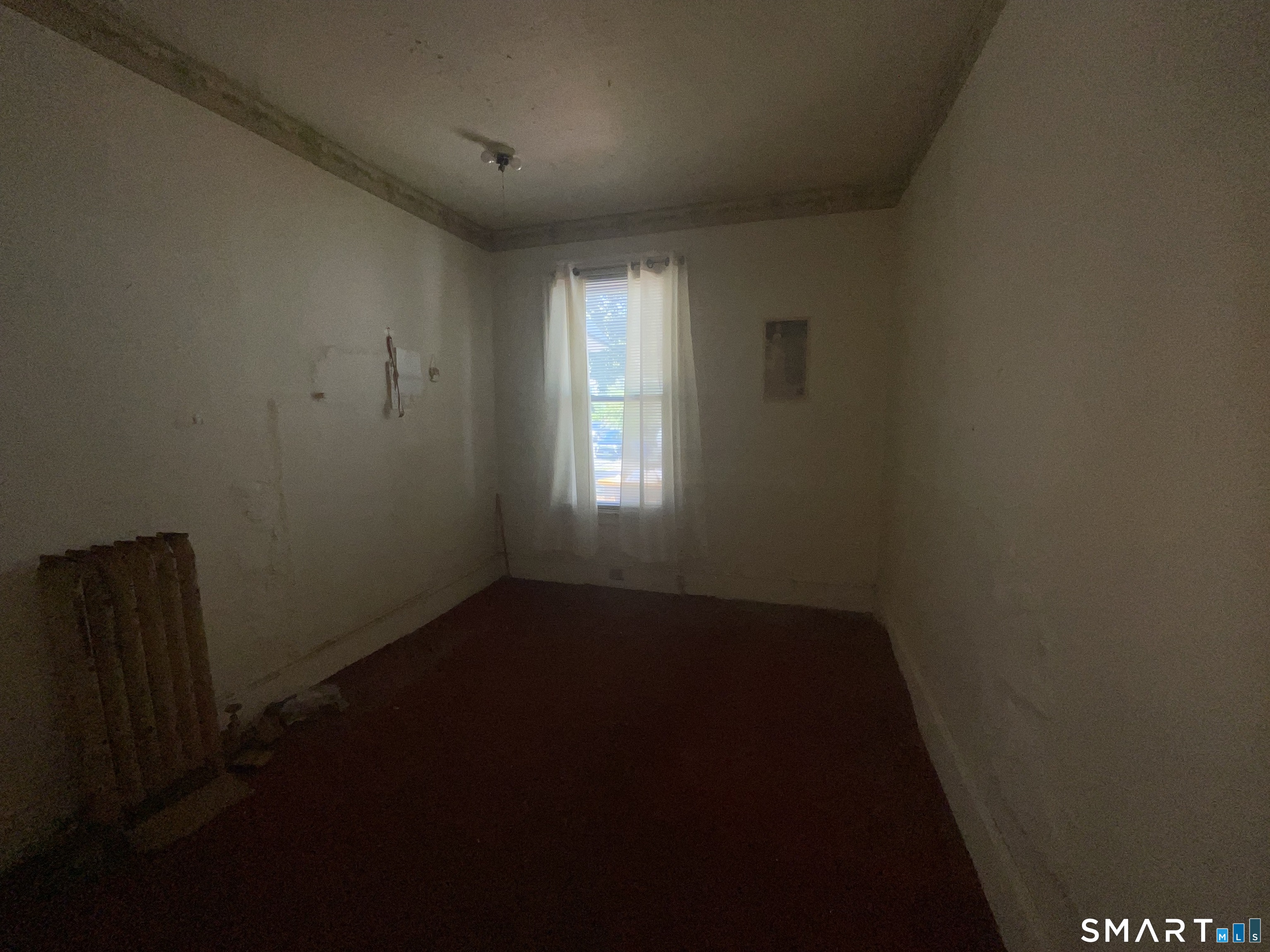 279 Howard Avenue photo 8