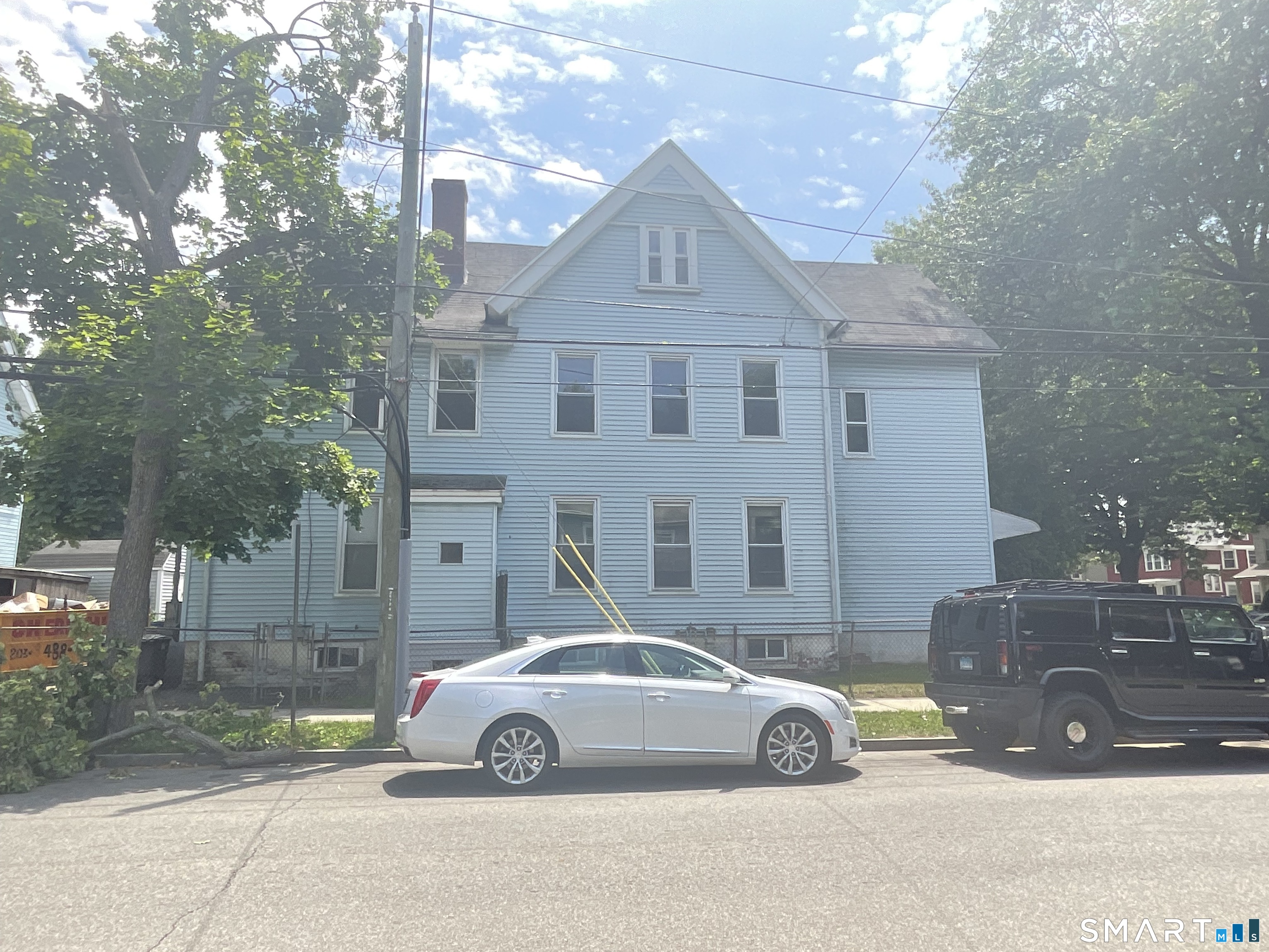 279 Howard Avenue photo 21