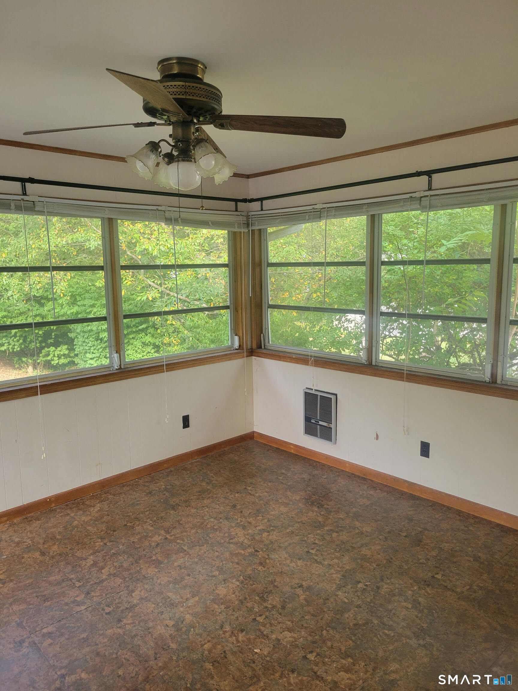 160 Wilmot Road photo 4