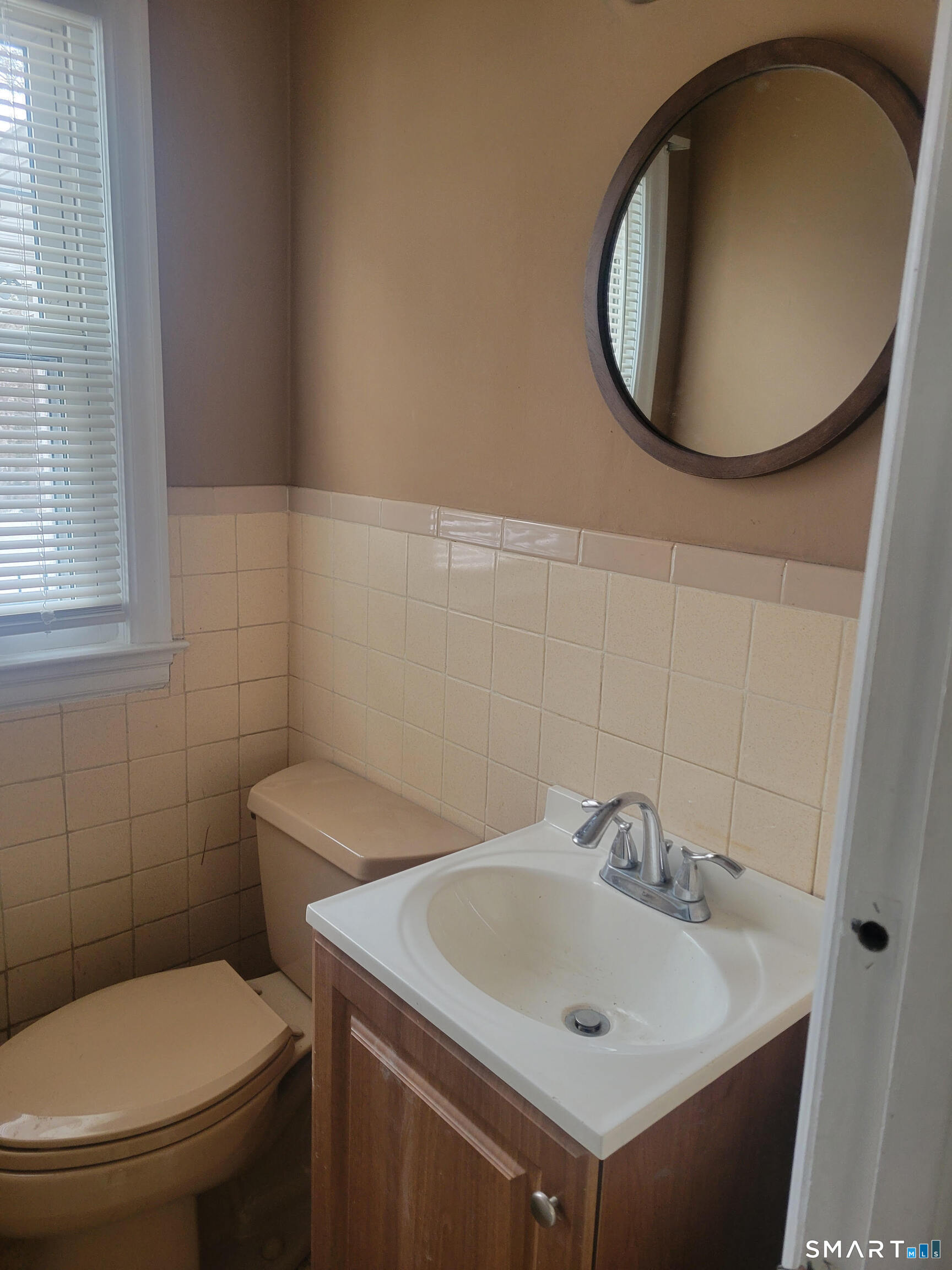 160 Wilmot Road photo 5