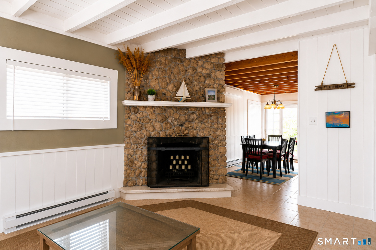 12 Grove Way photo 7