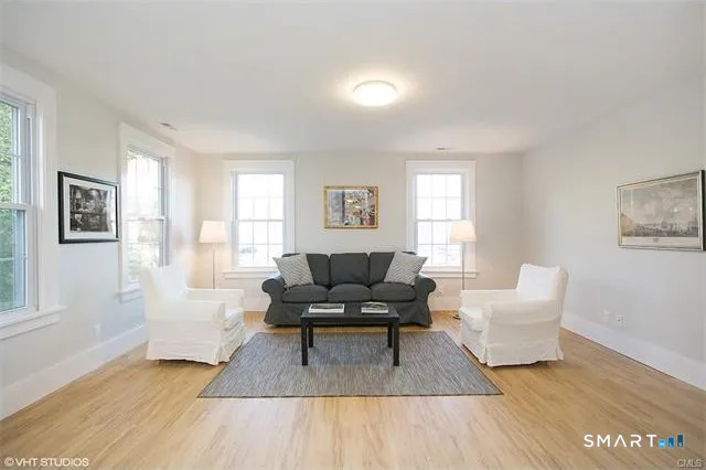 2 Park Avenue, Norwalk, Connecticut photo 2