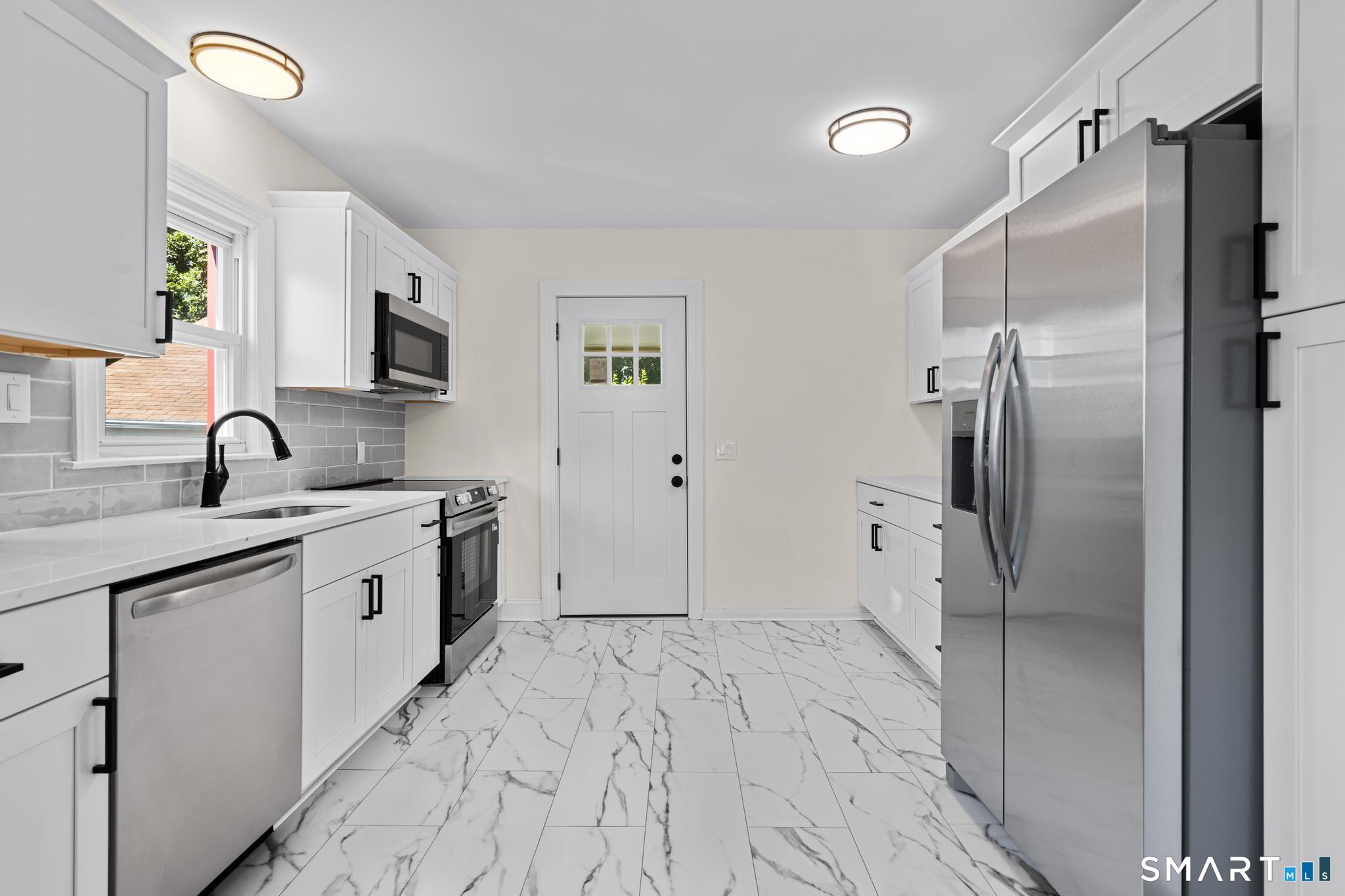 94 Morris Street photo 15