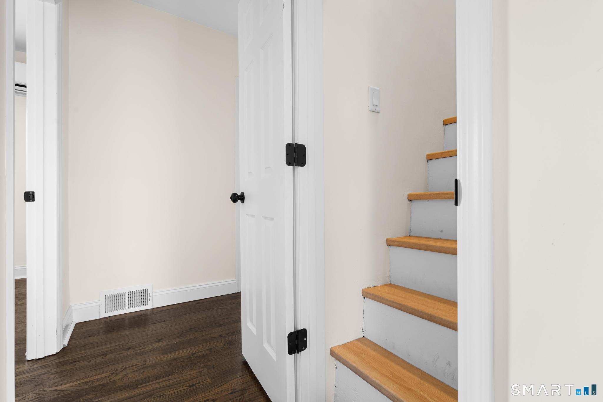 94 Morris Street photo 26