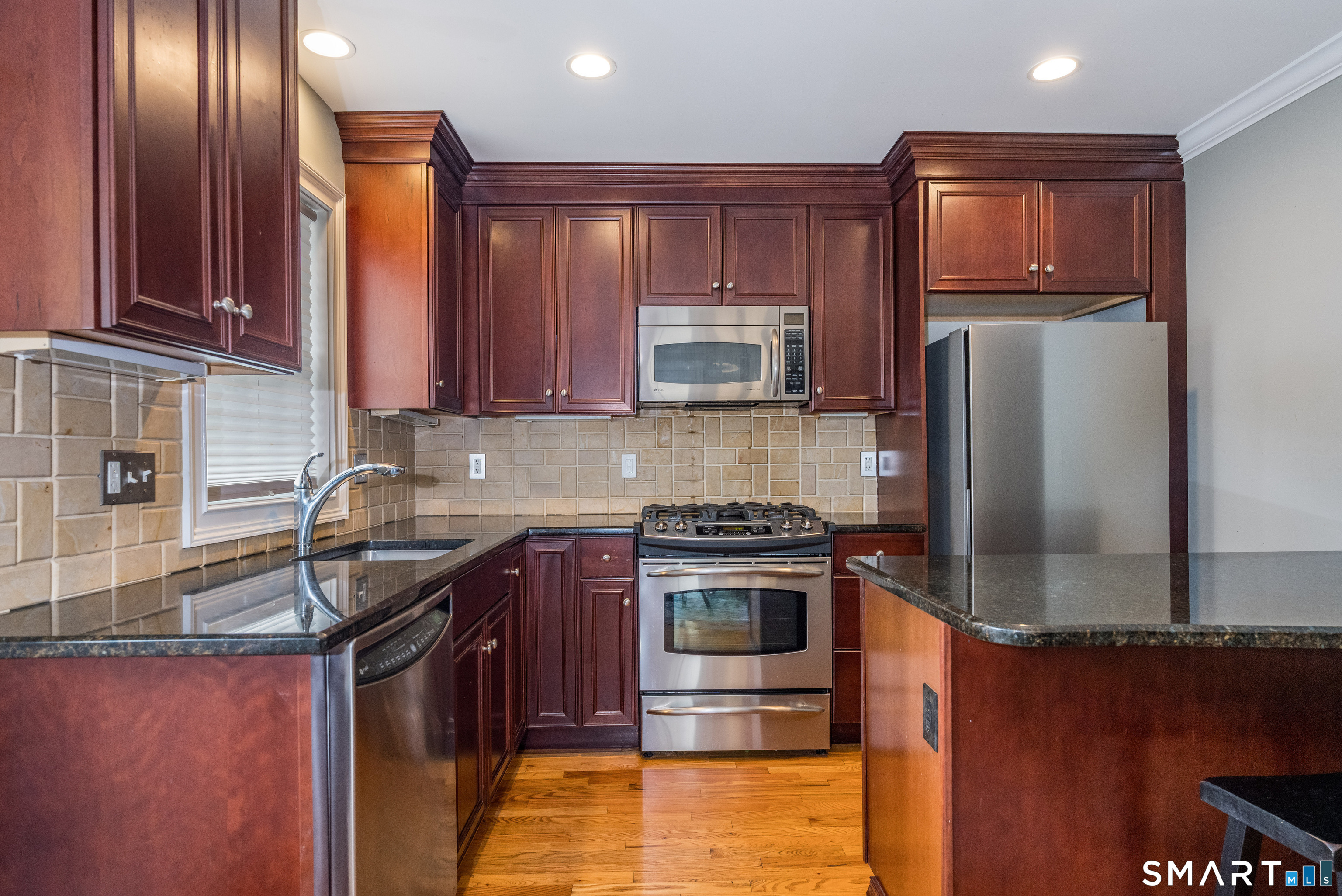 12 West Sussex Place Unit #12 photo 6