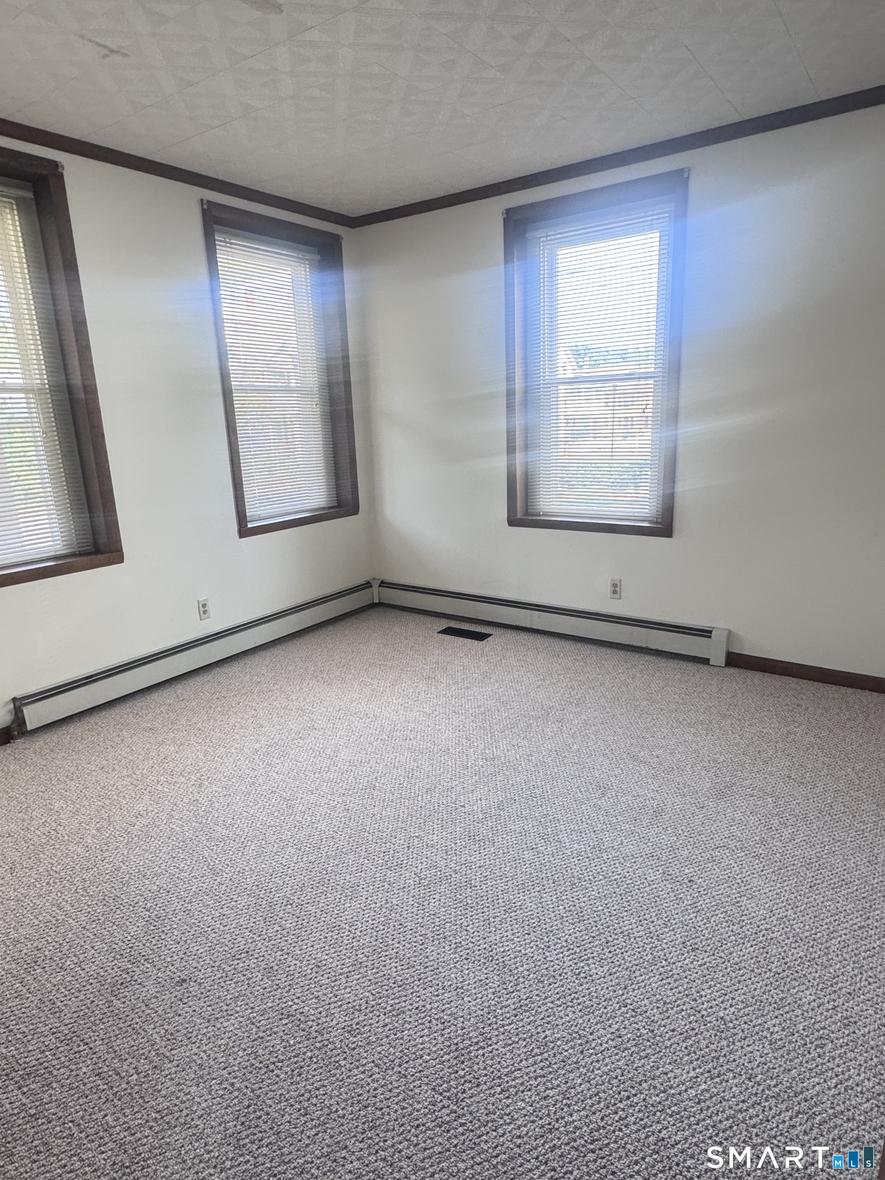 290 Wakelee Avenue  Unit #1st floor photo 5