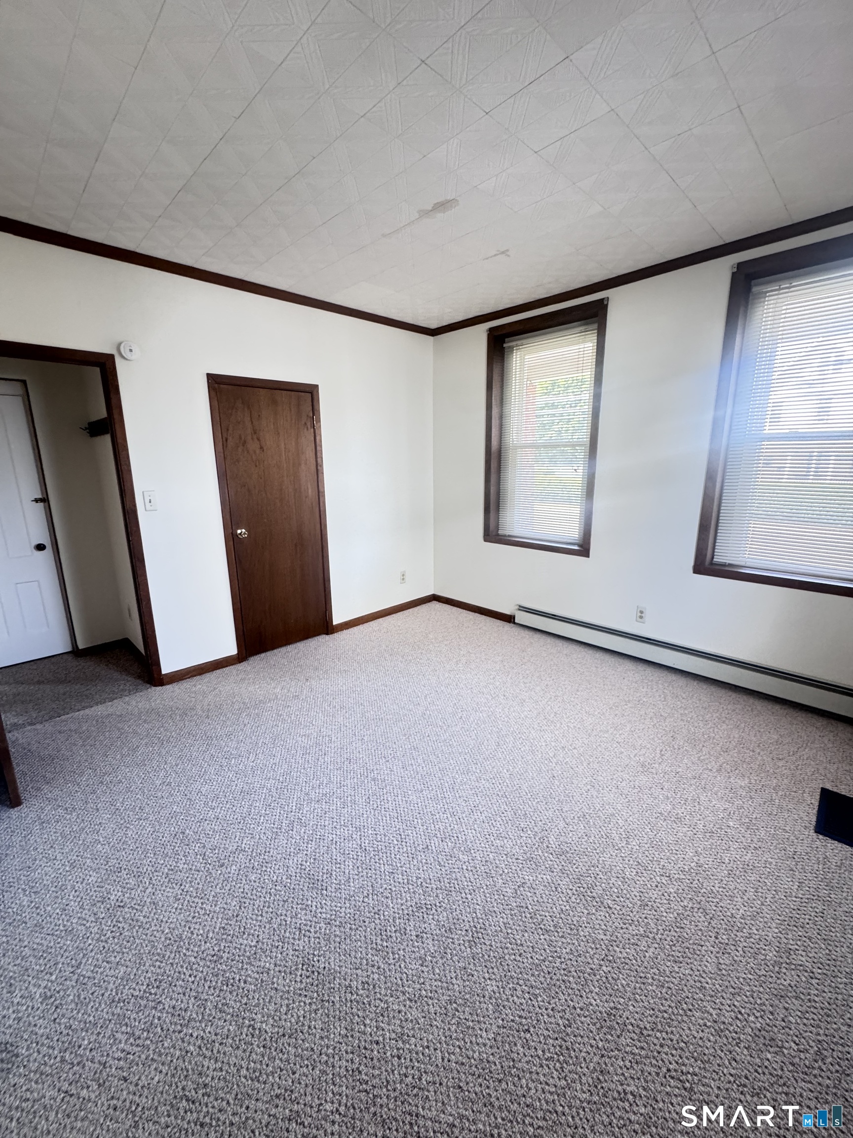 290 Wakelee Avenue  Unit #1st floor photo 6
