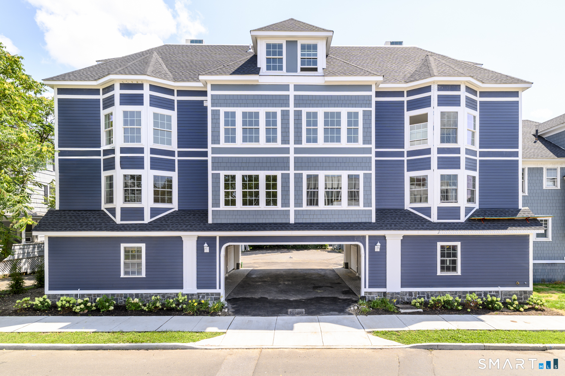 1911 Summer Street, Stamford, Connecticut photo 2