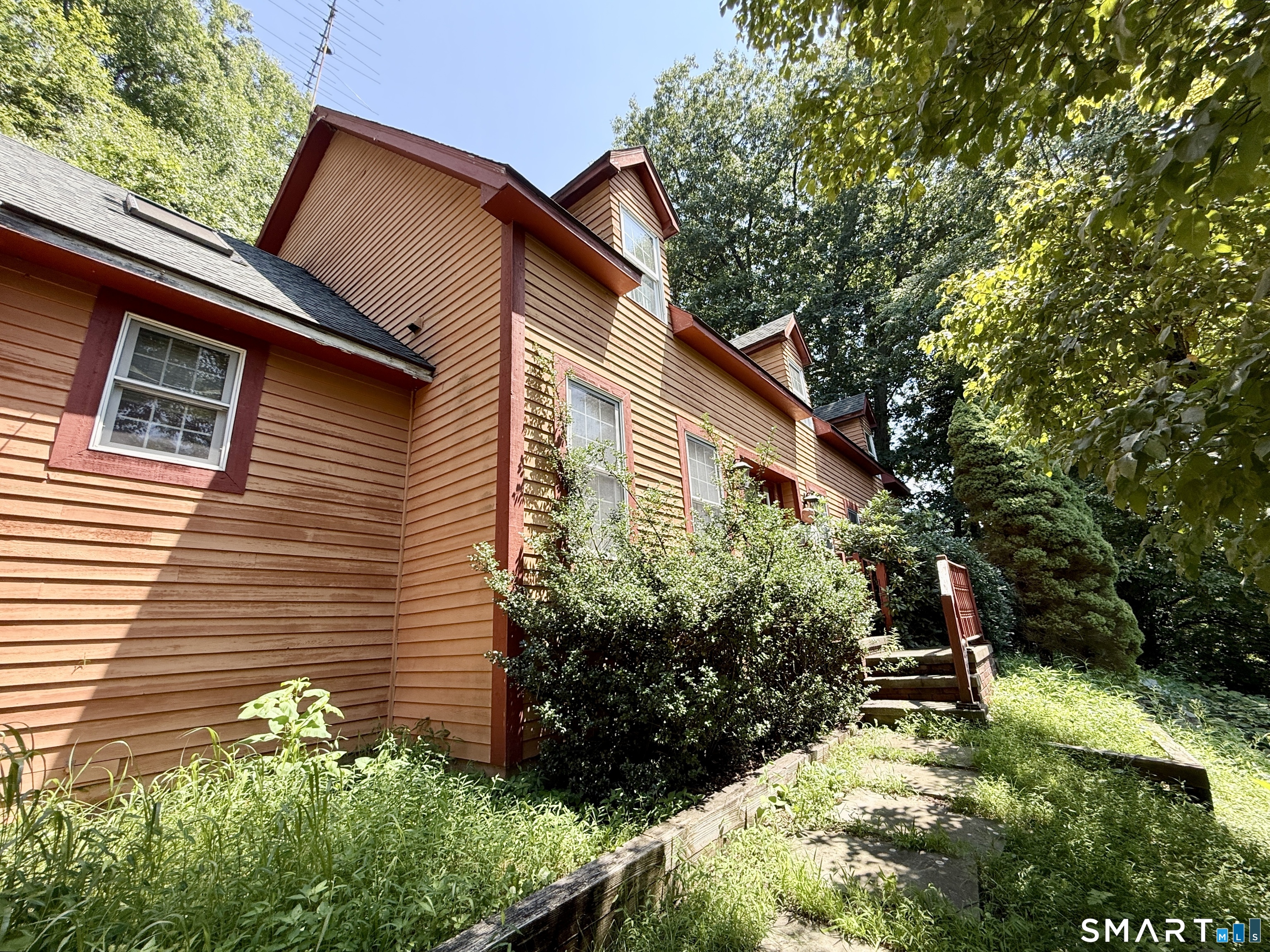 389 Tepi Drive