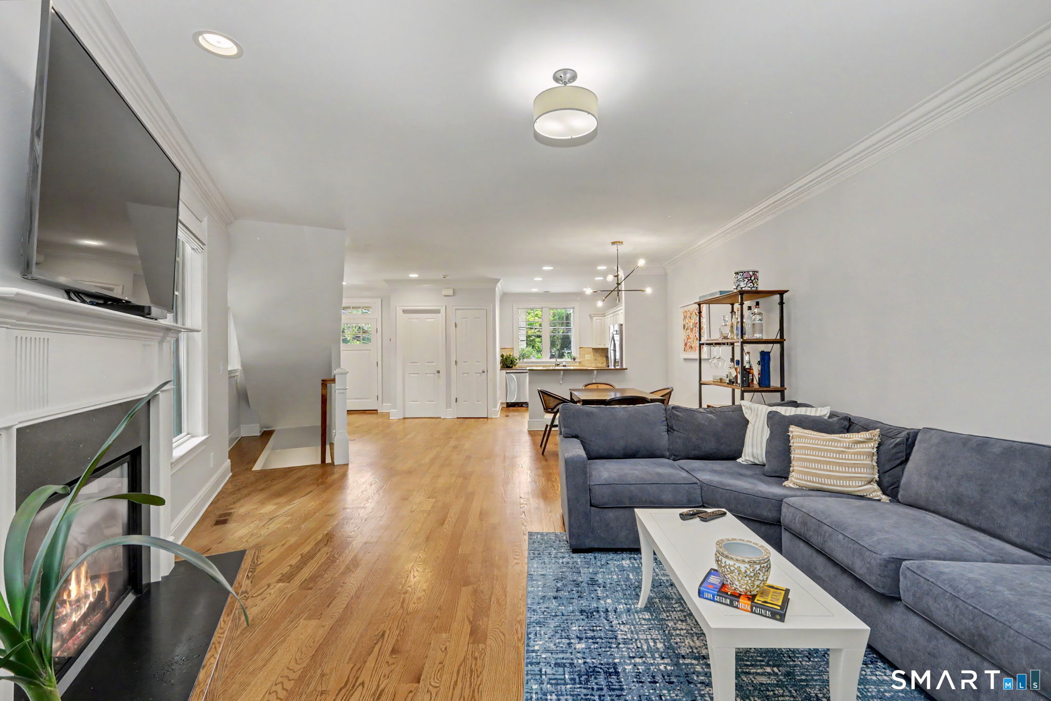32 Reynolds Place Unit #B photo 8