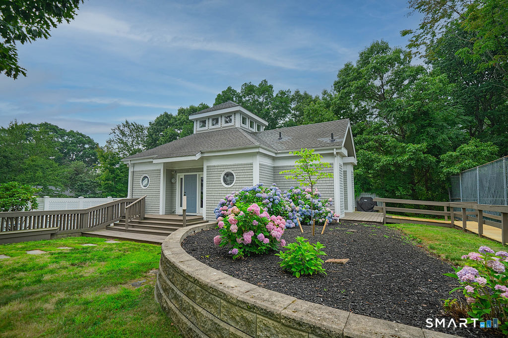Photo 35 of 233 Mansfield Grove Road, East Haven, CT