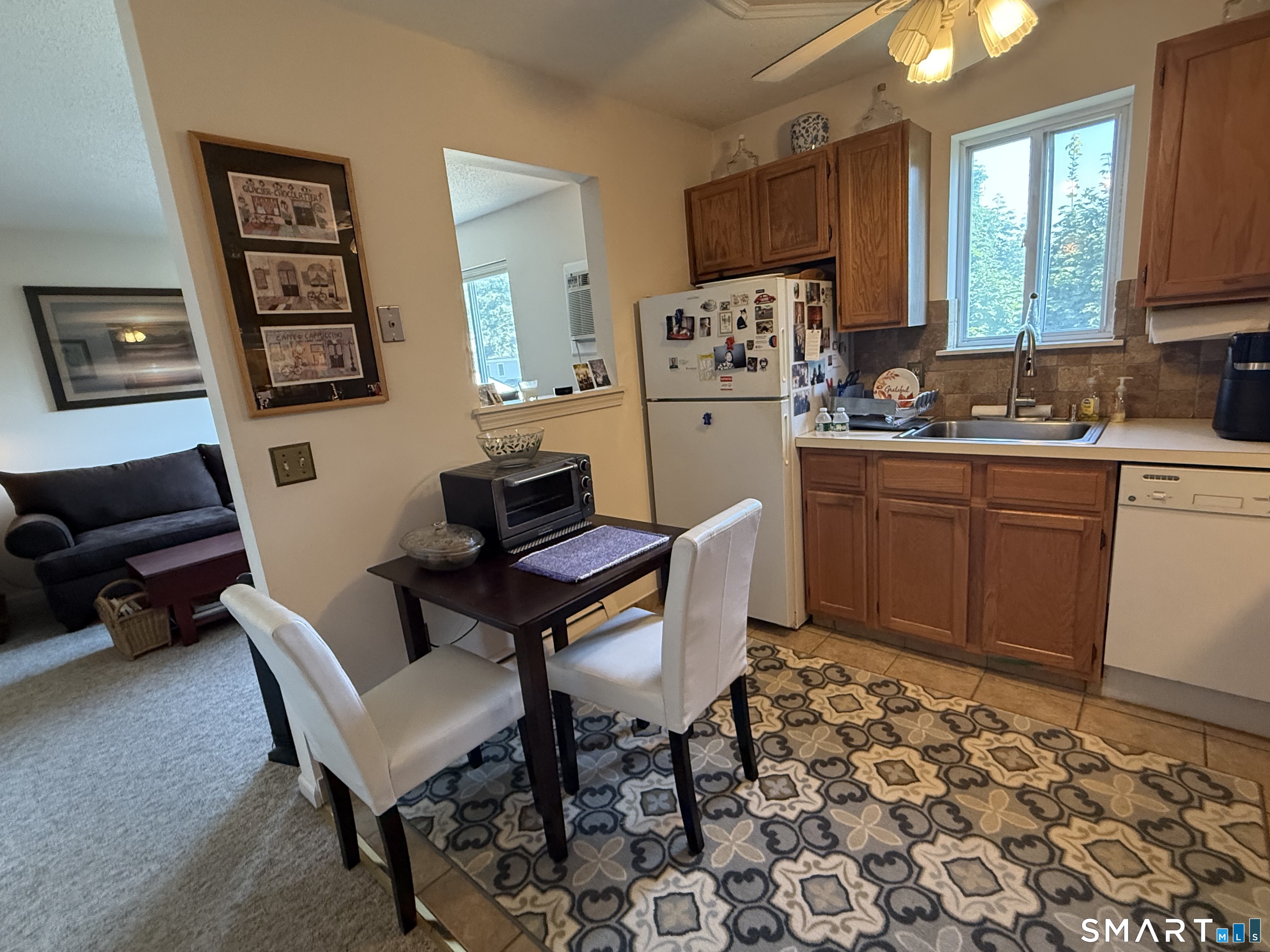135 Flax Hill Road Unit #19 photo 7