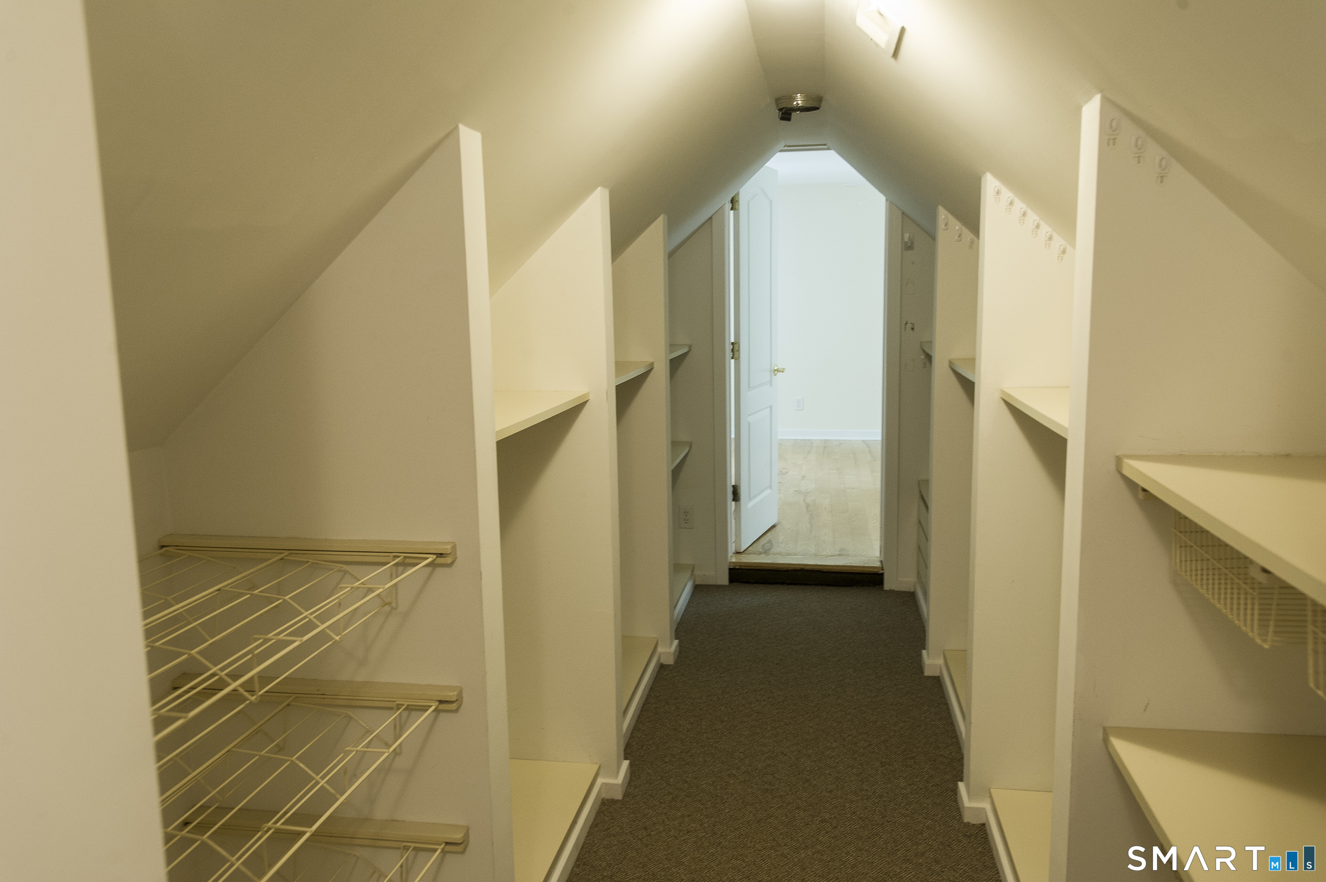 90 Mallory Road photo 23