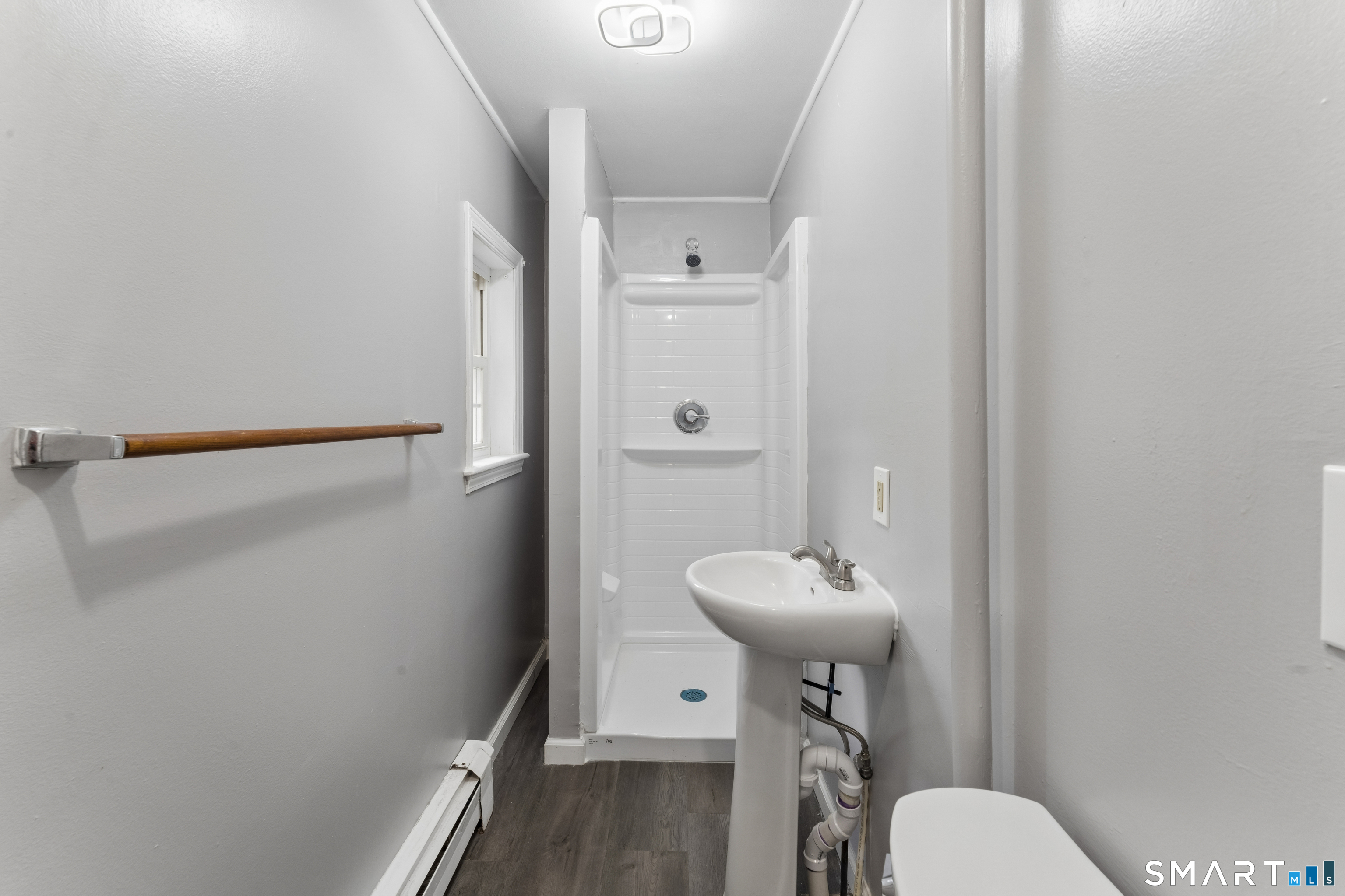 76 Rockville Road photo 8
