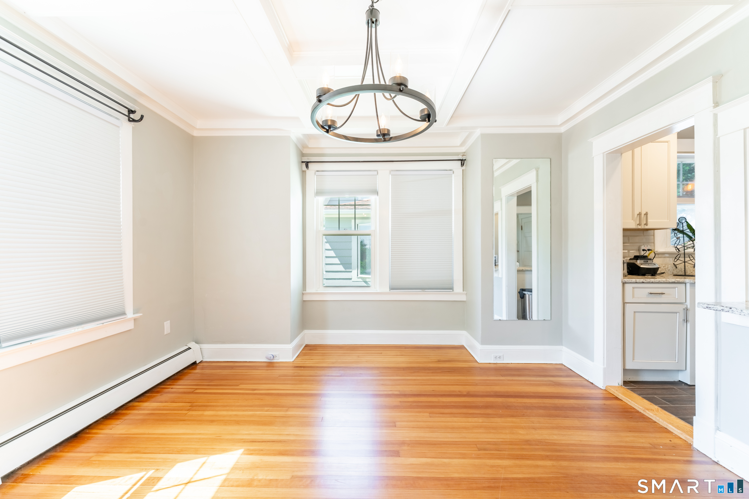 558 Ocean Avenue photo 19
