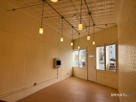 872 Bank Street photo 18