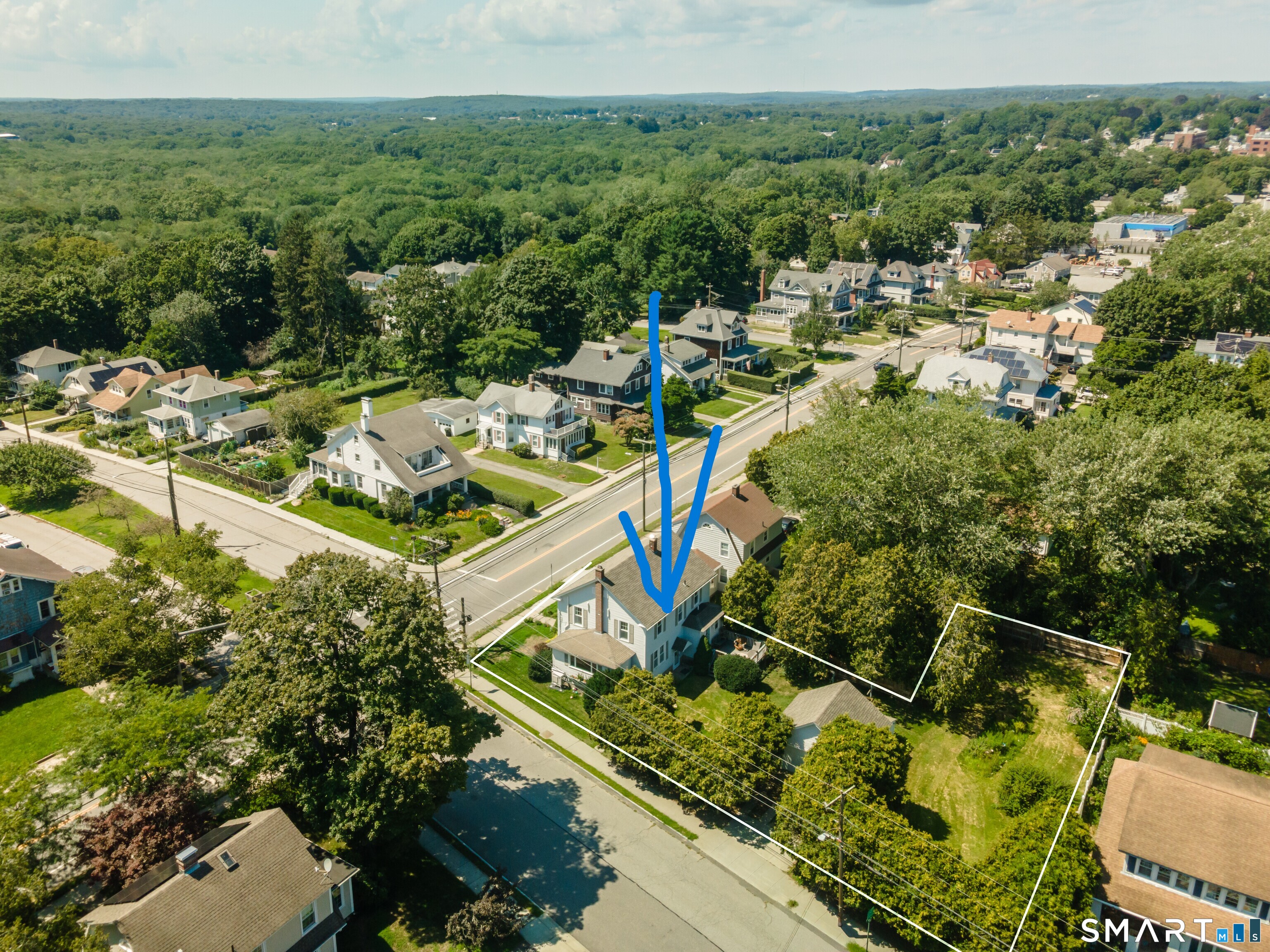 558 Ocean Avenue photo 9
