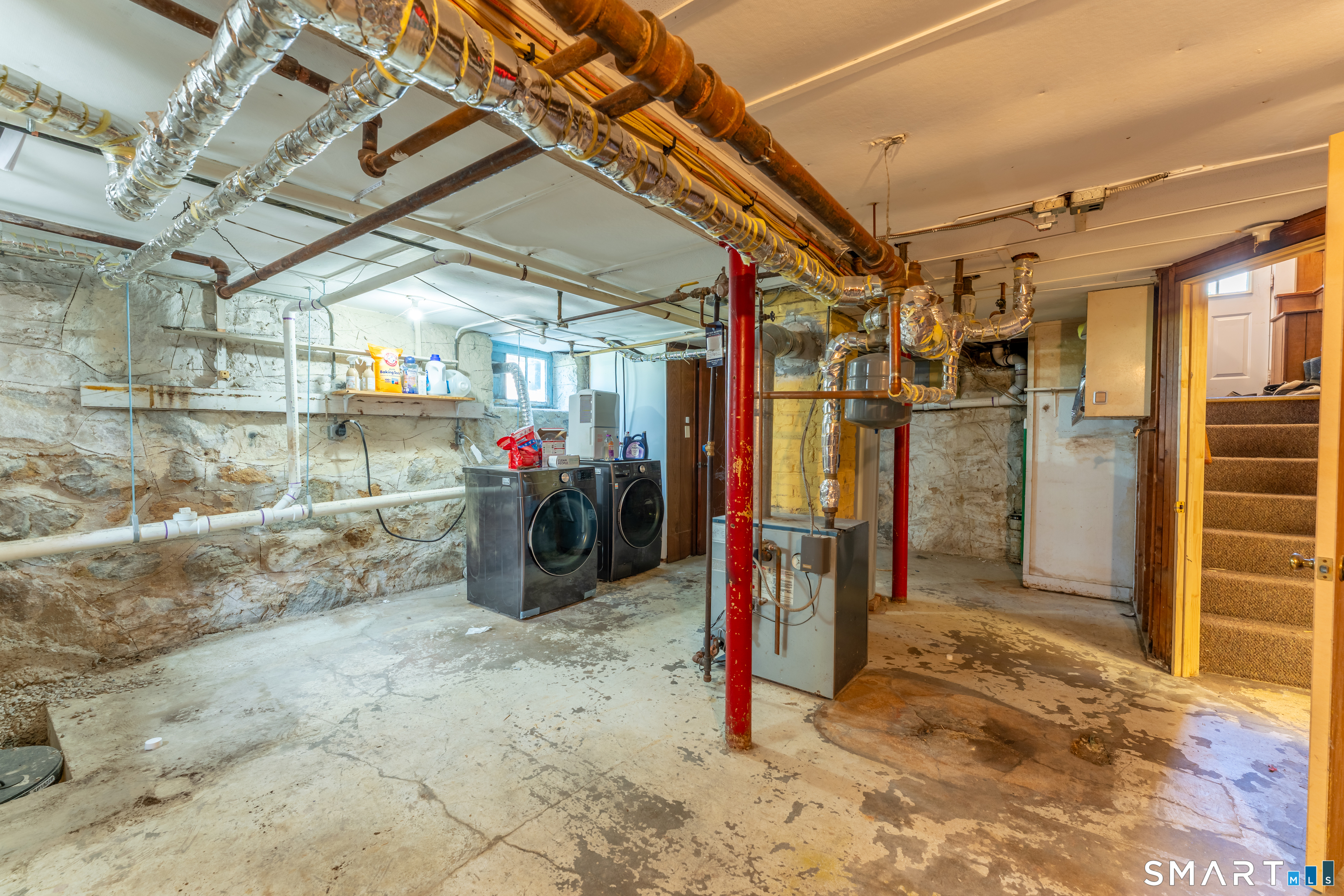 558 Ocean Avenue photo 38