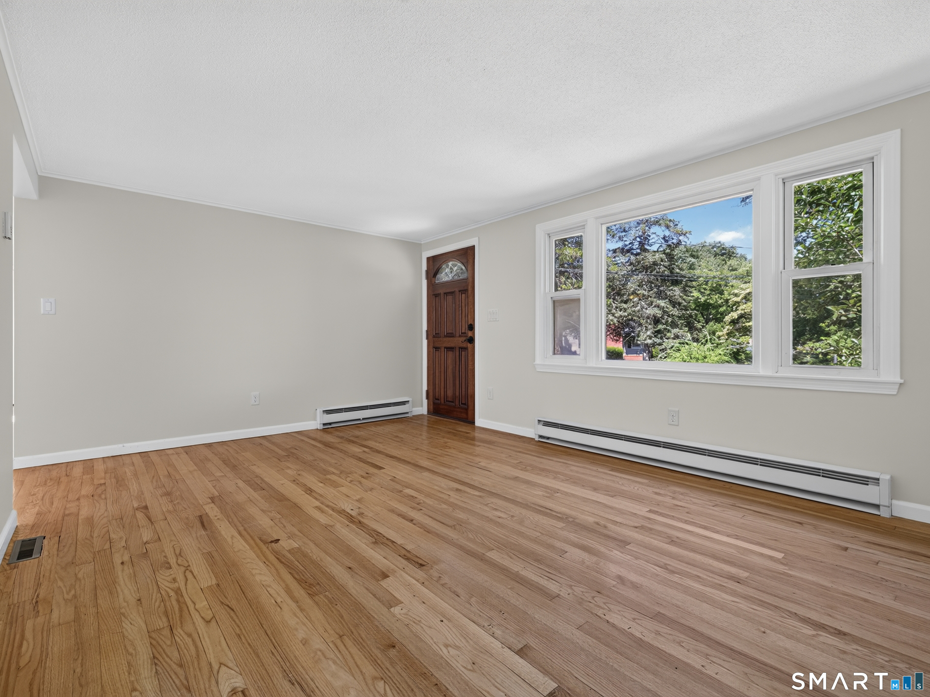 17 Sycamore Road photo 5