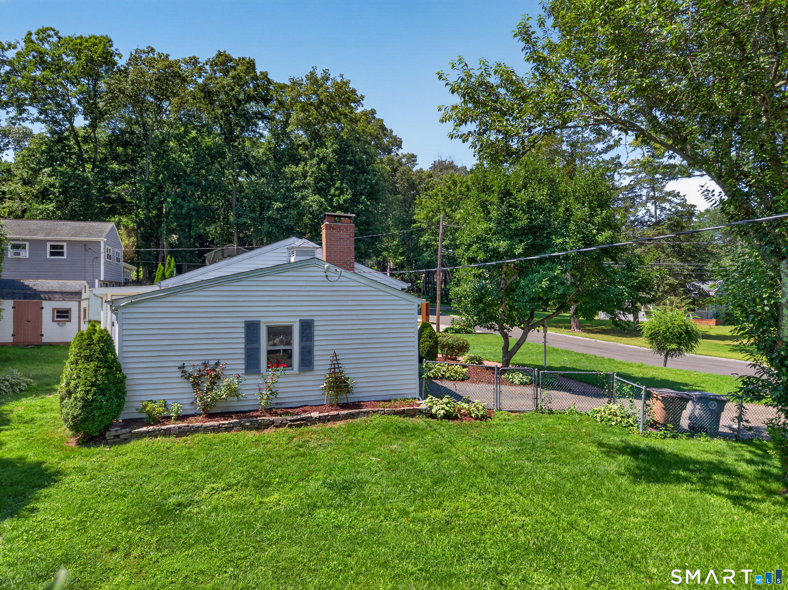 17 Sycamore Road photo 29