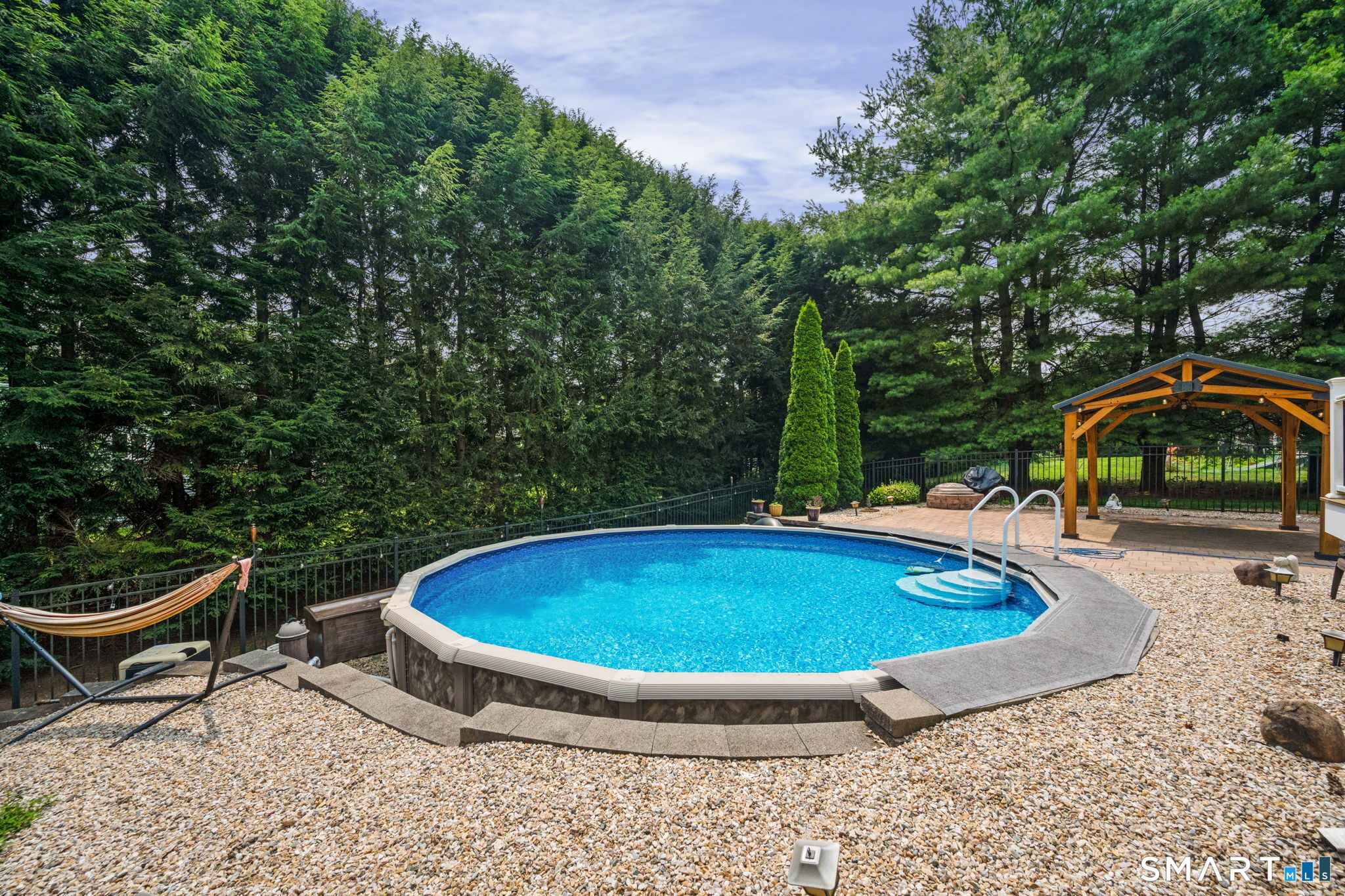 260 Lexington Road photo 34