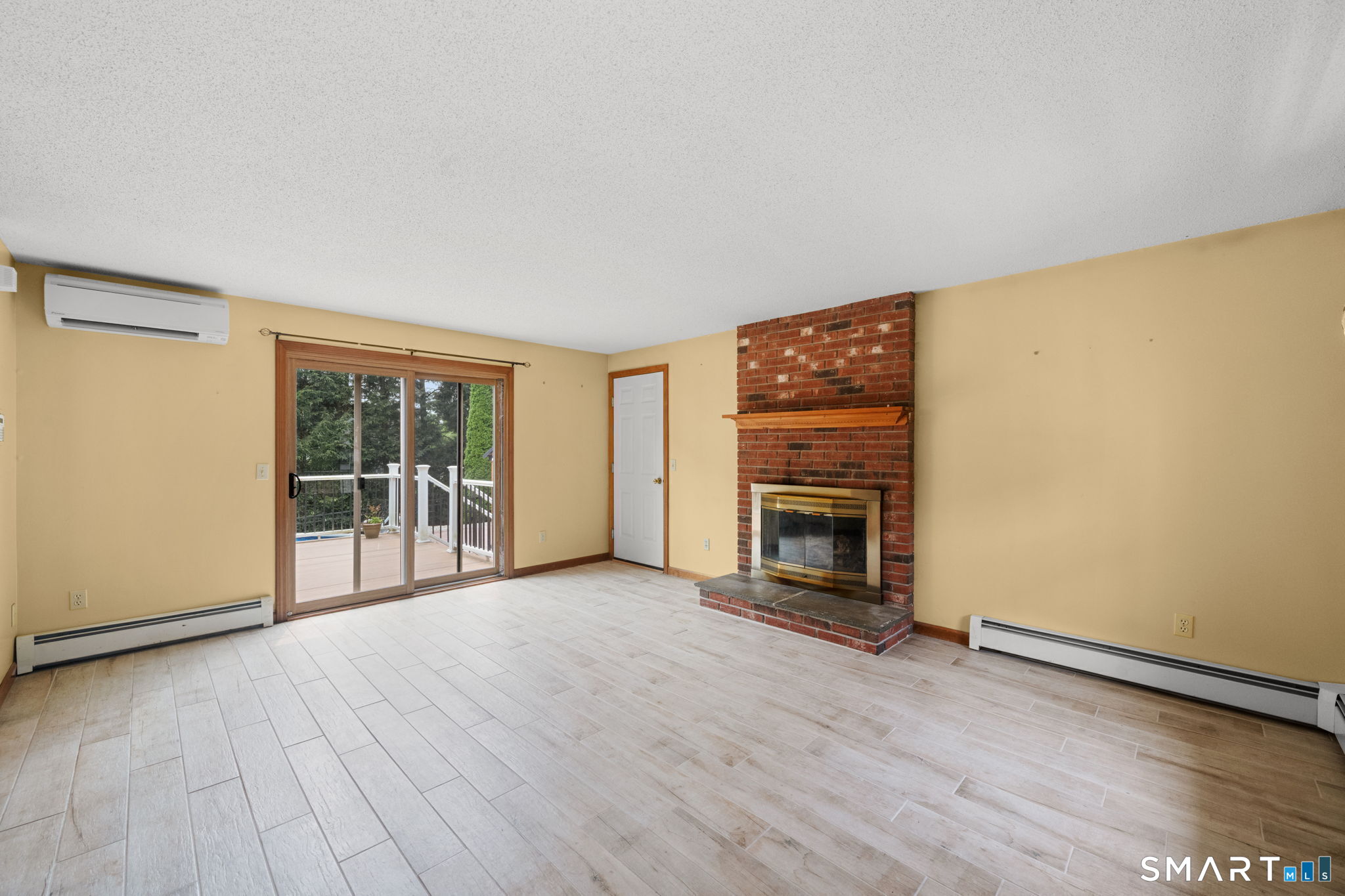 260 Lexington Road photo 13