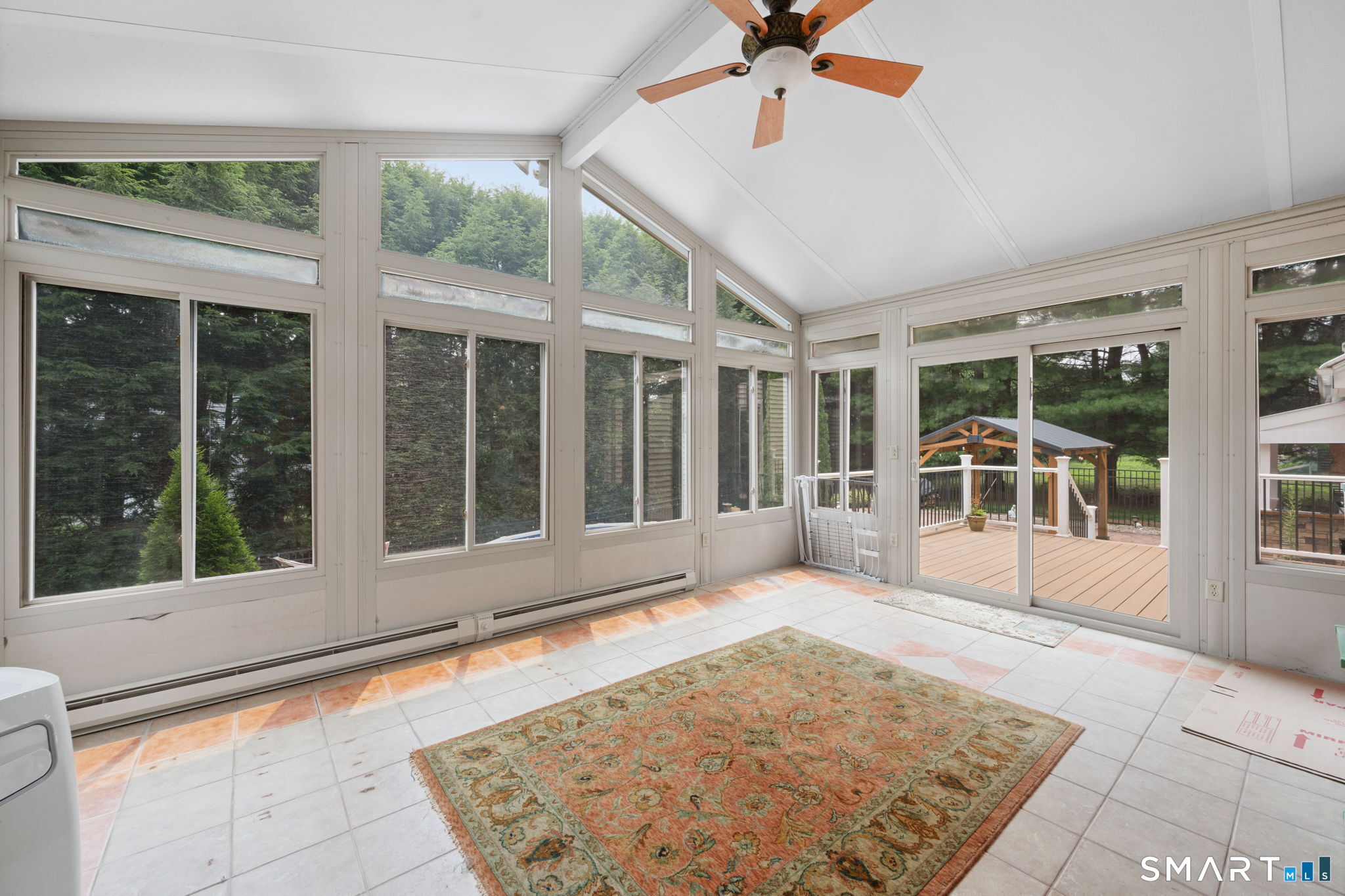 260 Lexington Road photo 19