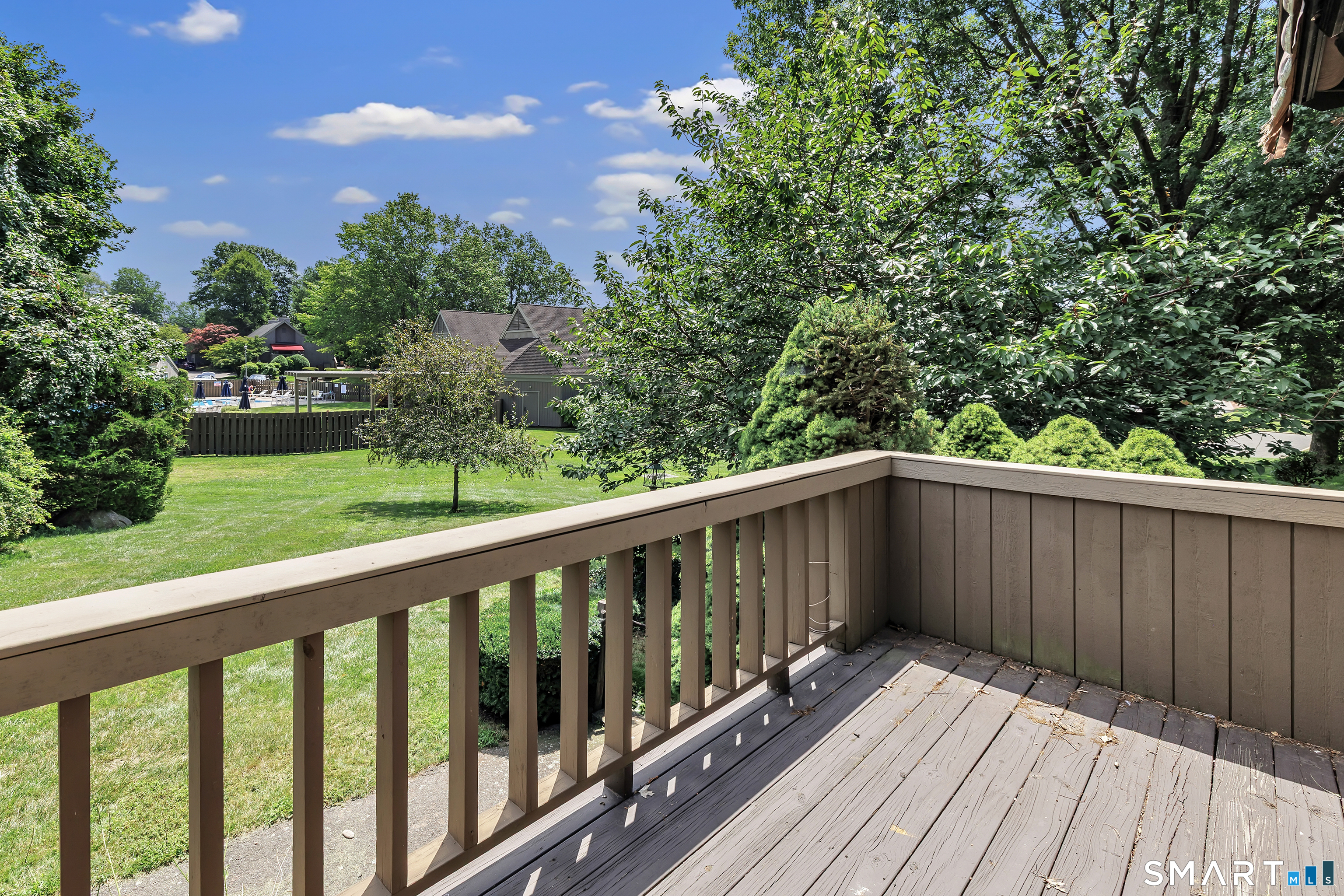 621 Onondaga Lane Unit #B photo 7