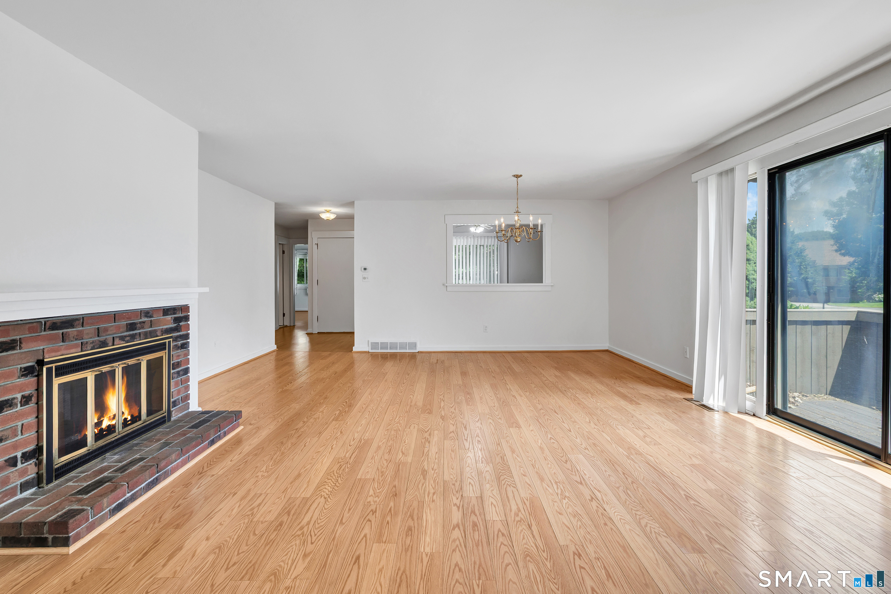 621 Onondaga Lane Unit #B photo 14