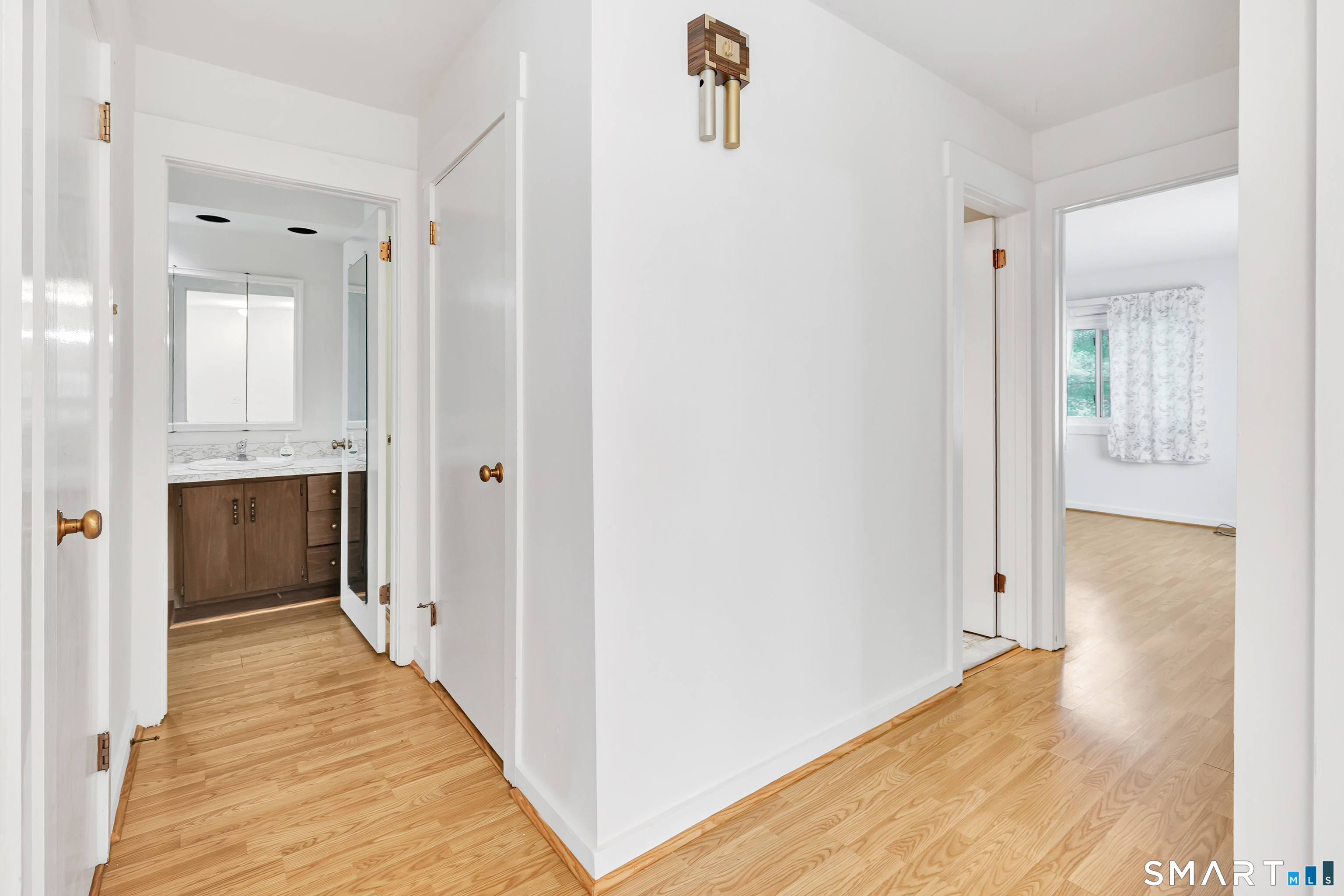 621 Onondaga Lane Unit #B photo 25