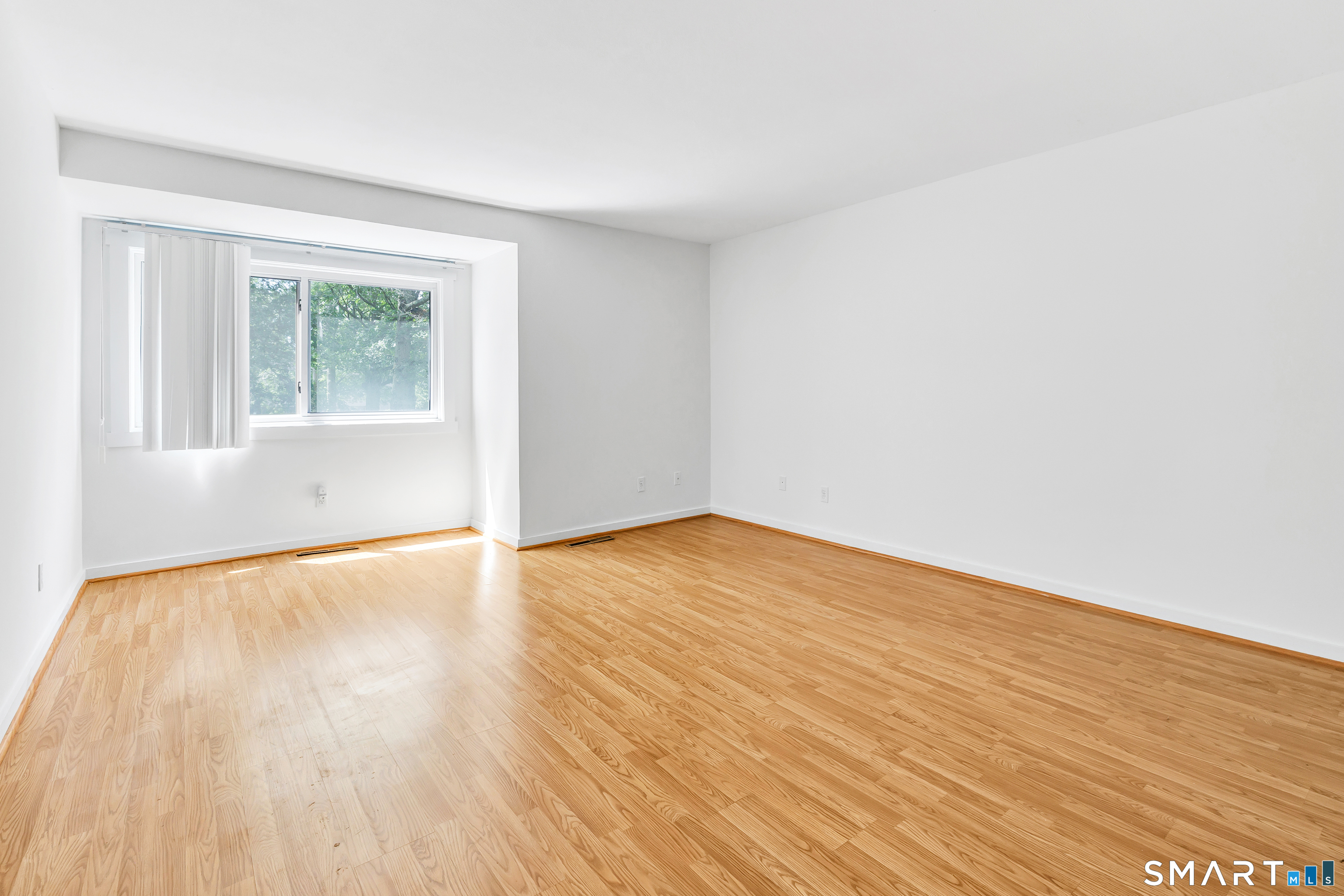 621 Onondaga Lane Unit #B photo 28