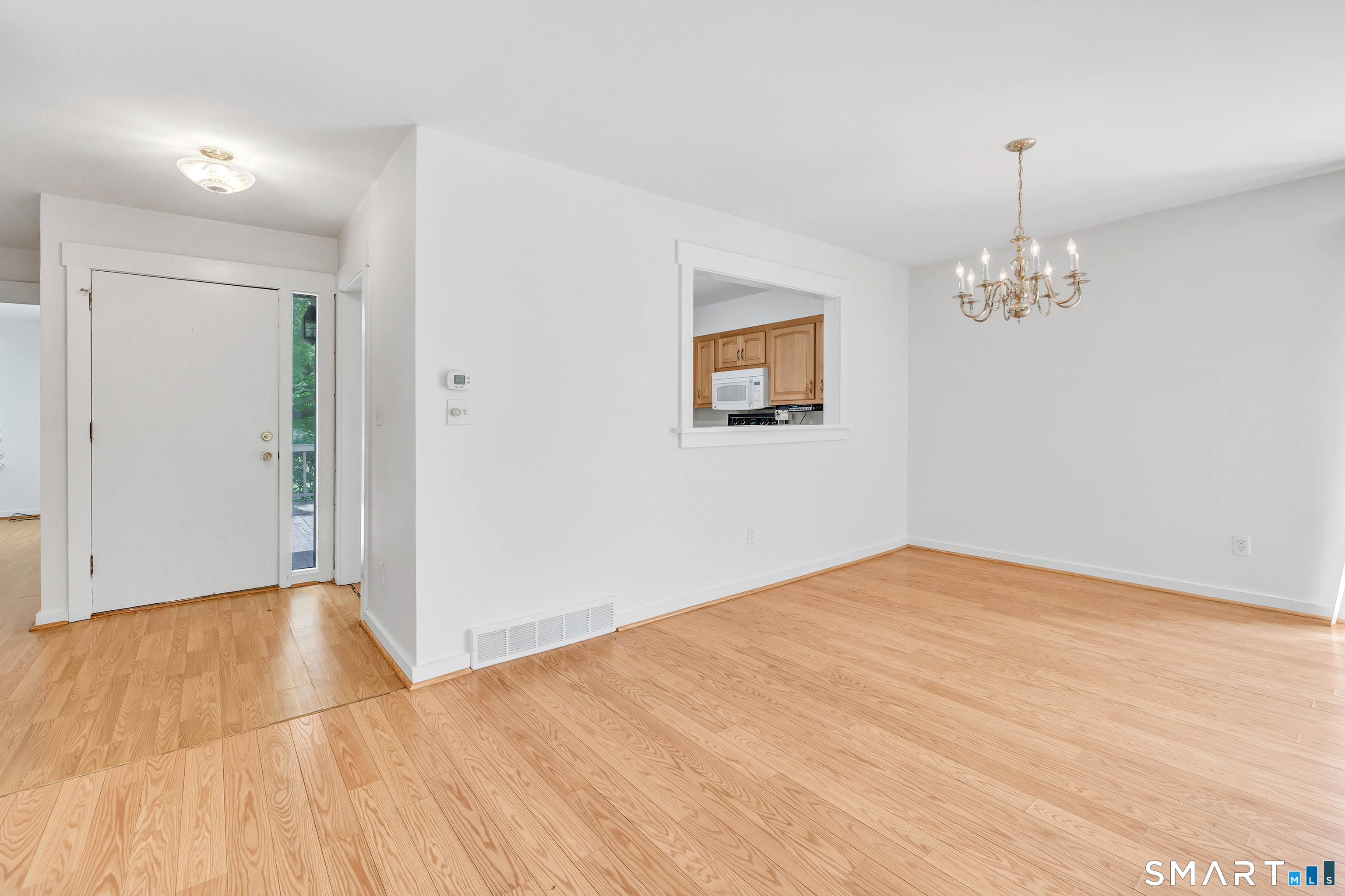621 Onondaga Lane Unit #B photo 29