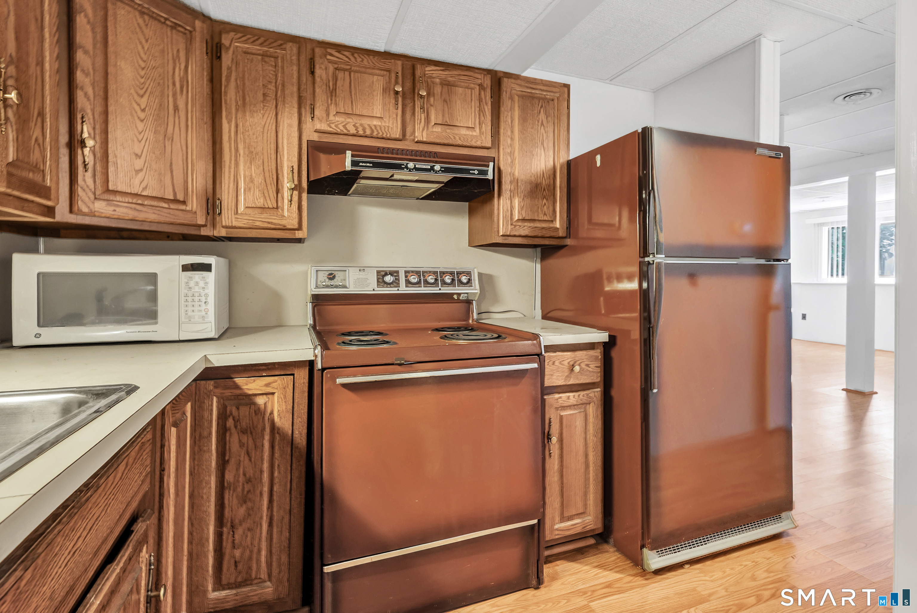 621 Onondaga Lane Unit #B photo 35