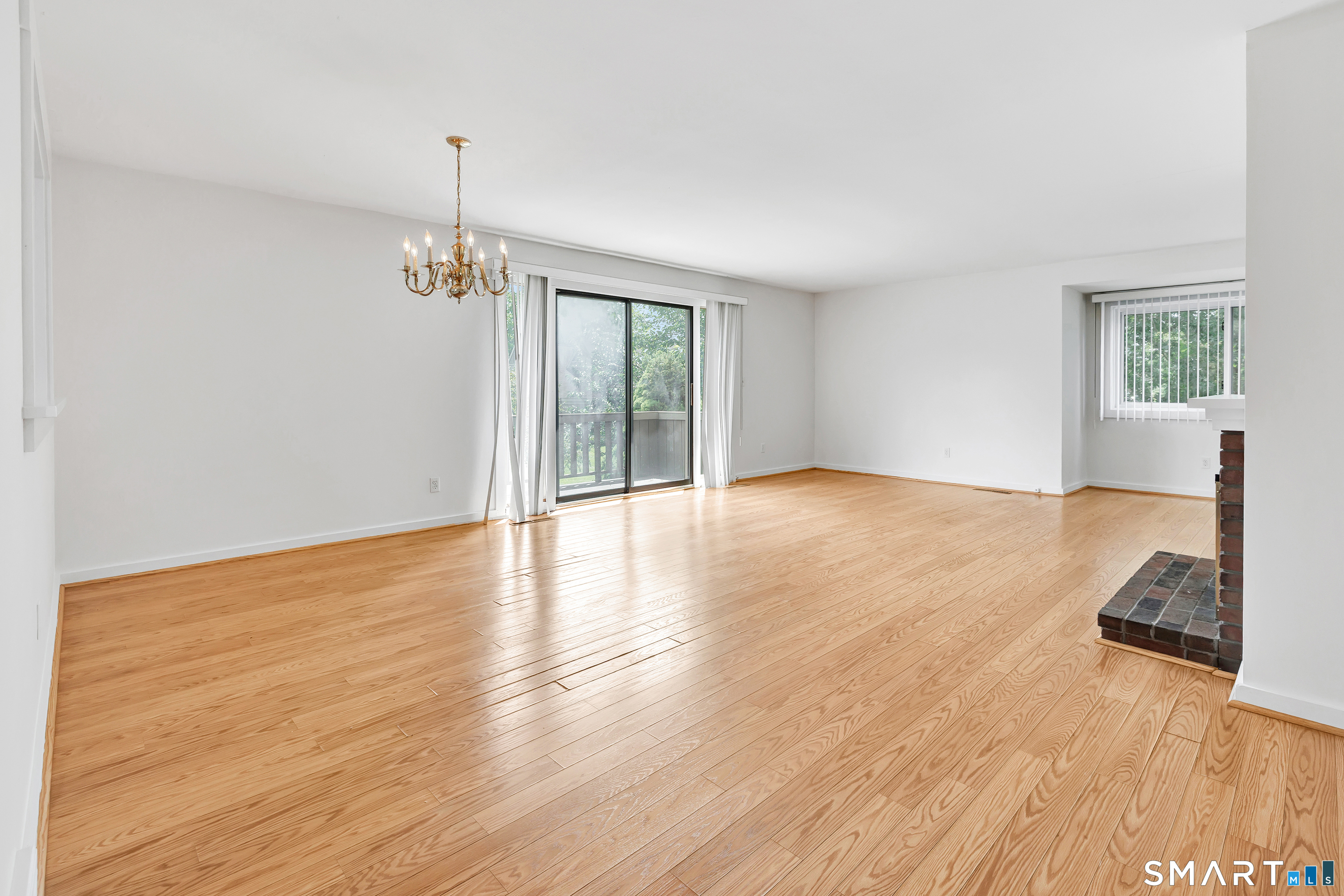621 Onondaga Lane Unit #B photo 11