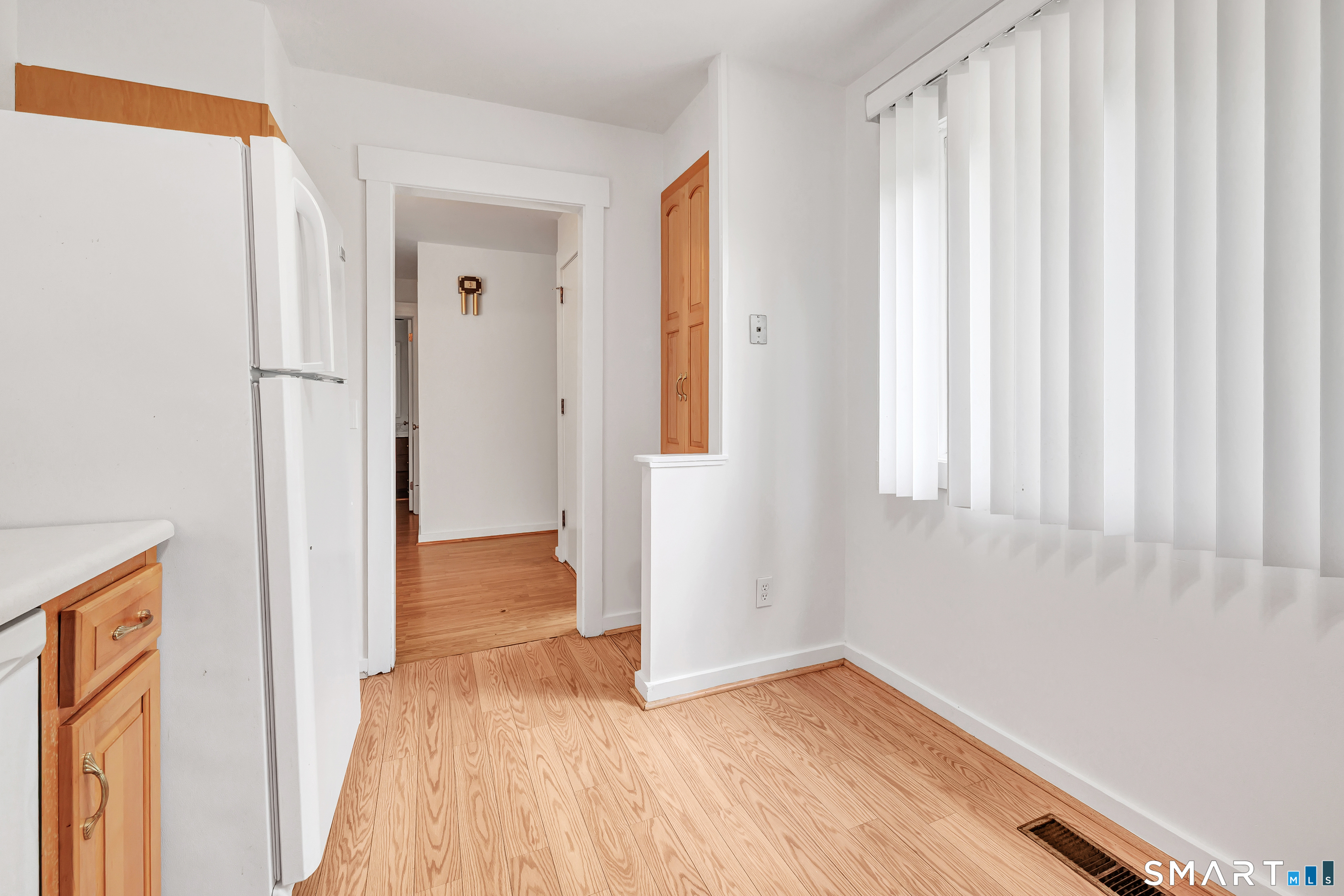 621 Onondaga Lane Unit #B photo 40