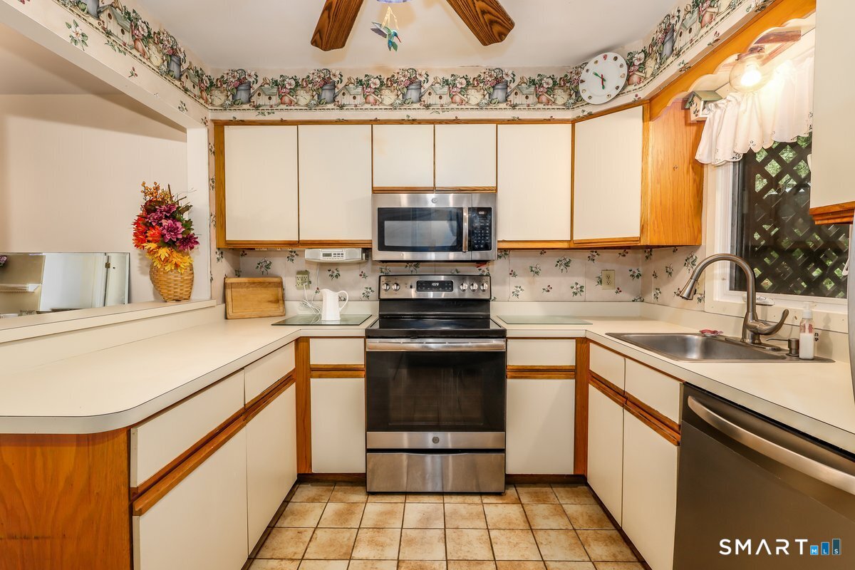36 Twin Oaks  Unit #36 photo 9