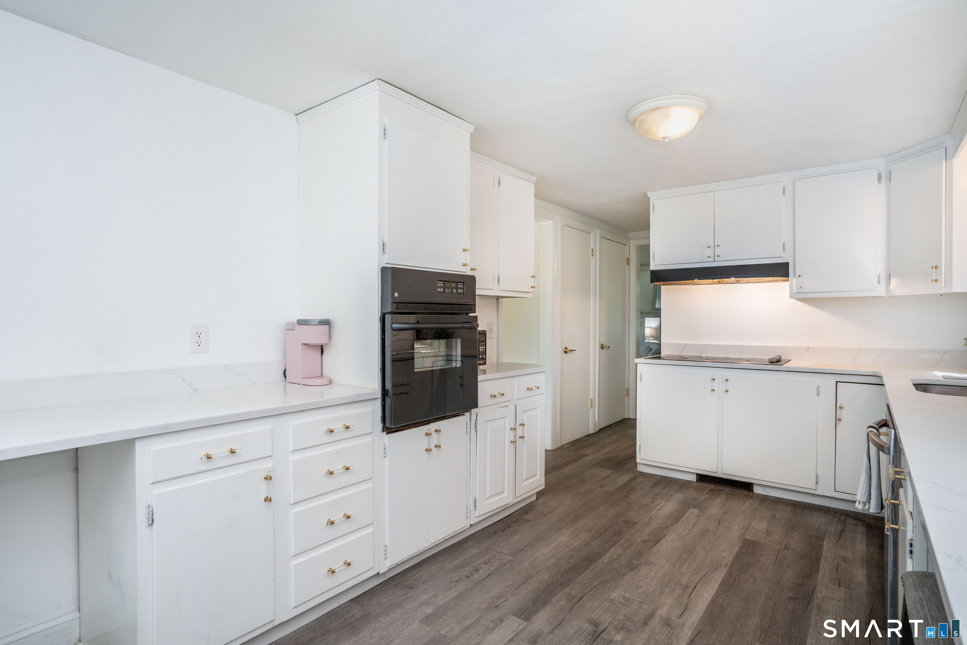 25 Greensview Drive photo 10