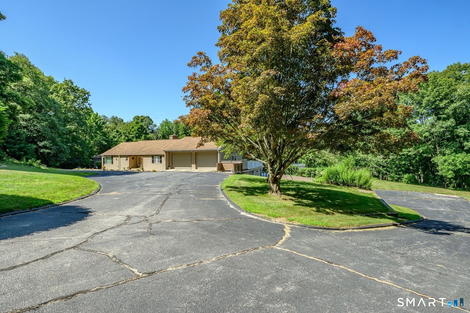 689 Squaw Rock Road photo 11